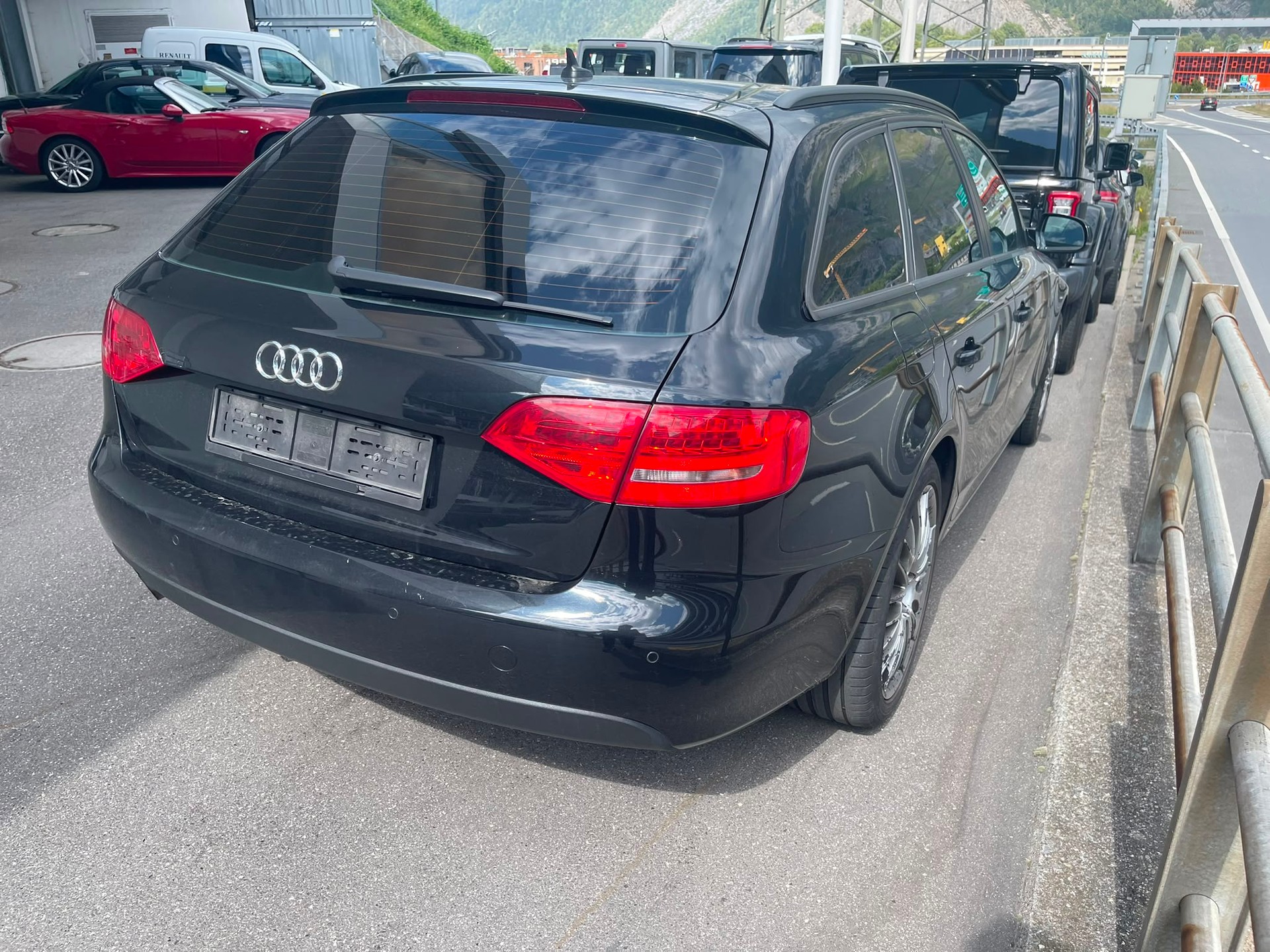 AUDI A4 Avant 1.8 TFSI-image-3