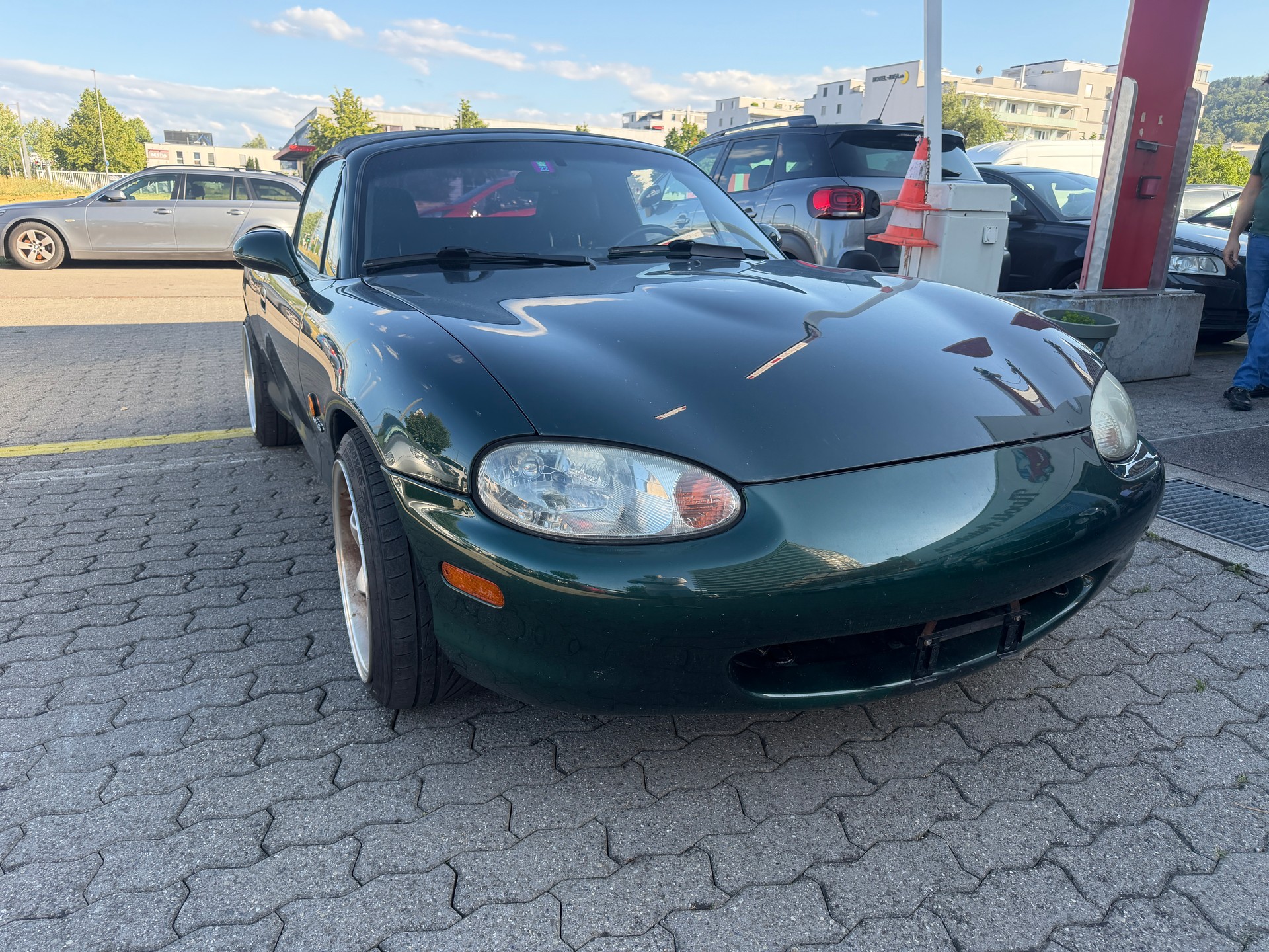 MAZDA MX-5 1.6i-16 GT Youngster-showroom-element-3
