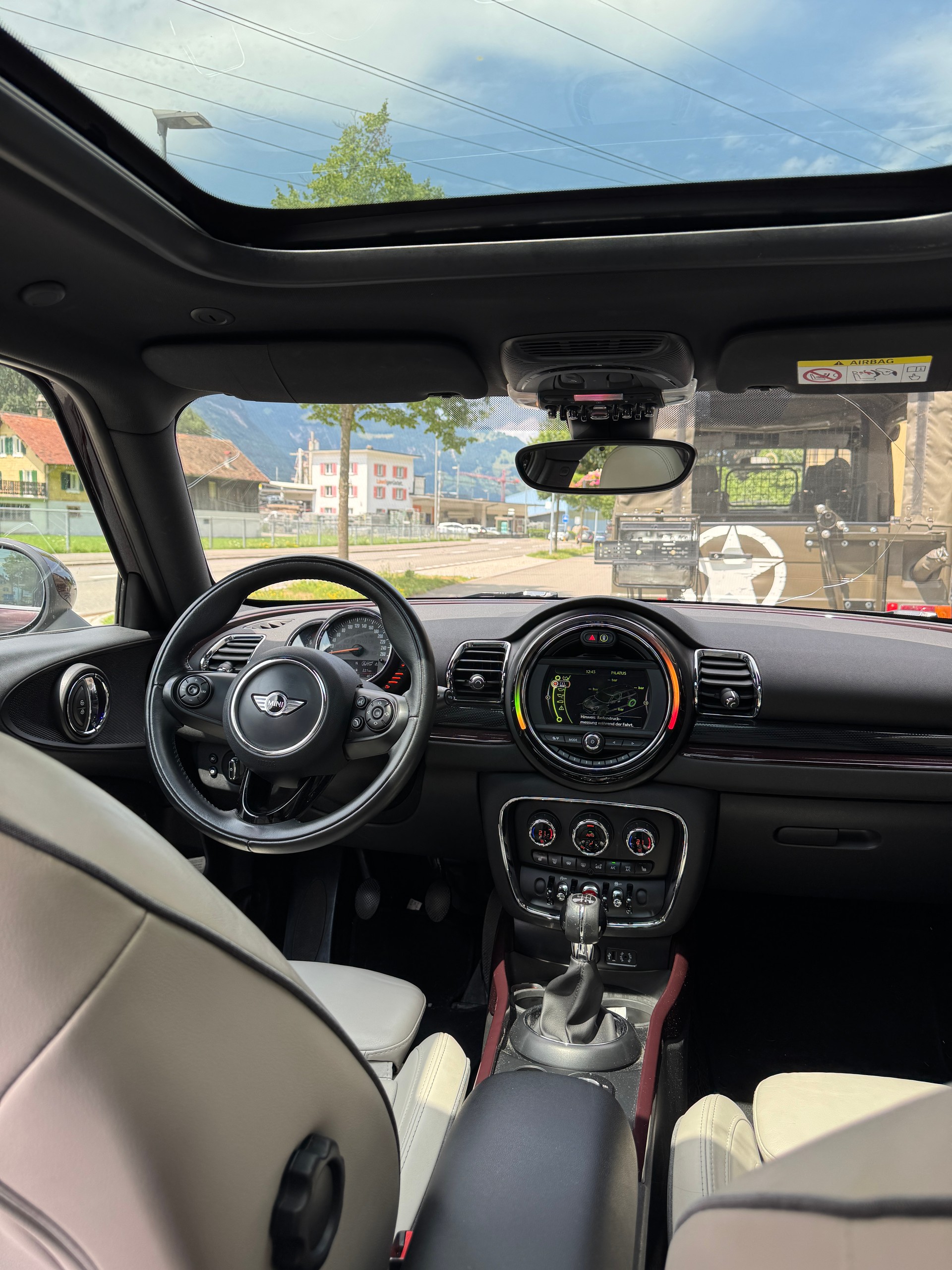 MINI Clubman Cooper S ALL4-image-5