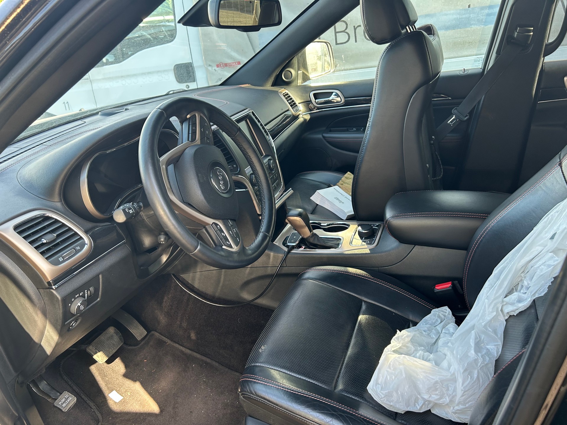 JEEP Grand Cherokee 3.0 CRD 75th Anniversary Automatic-image-6
