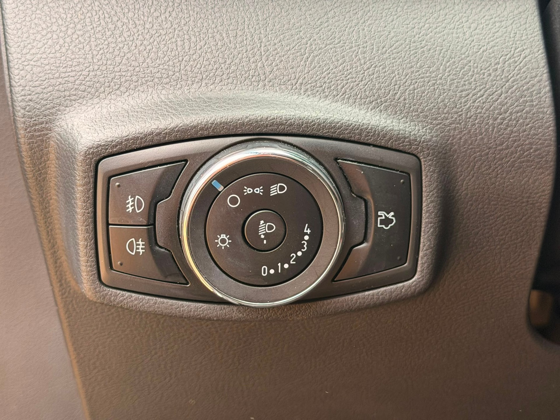 FORD KA+ 1.2 Ti-VCT Active-image-18