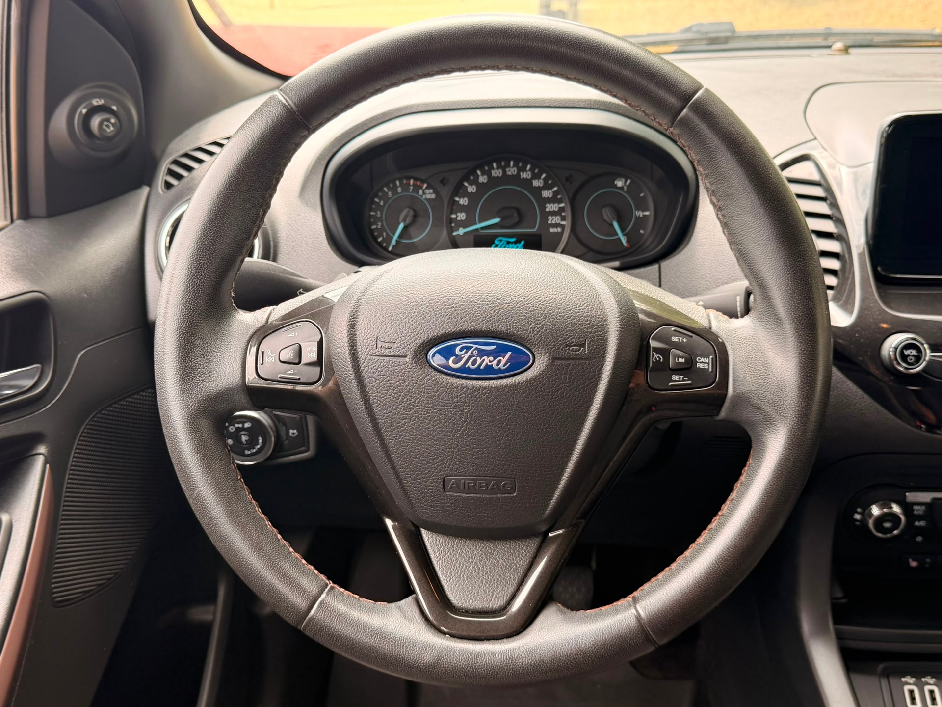 FORD KA+ 1.2 Ti-VCT Active-image-16