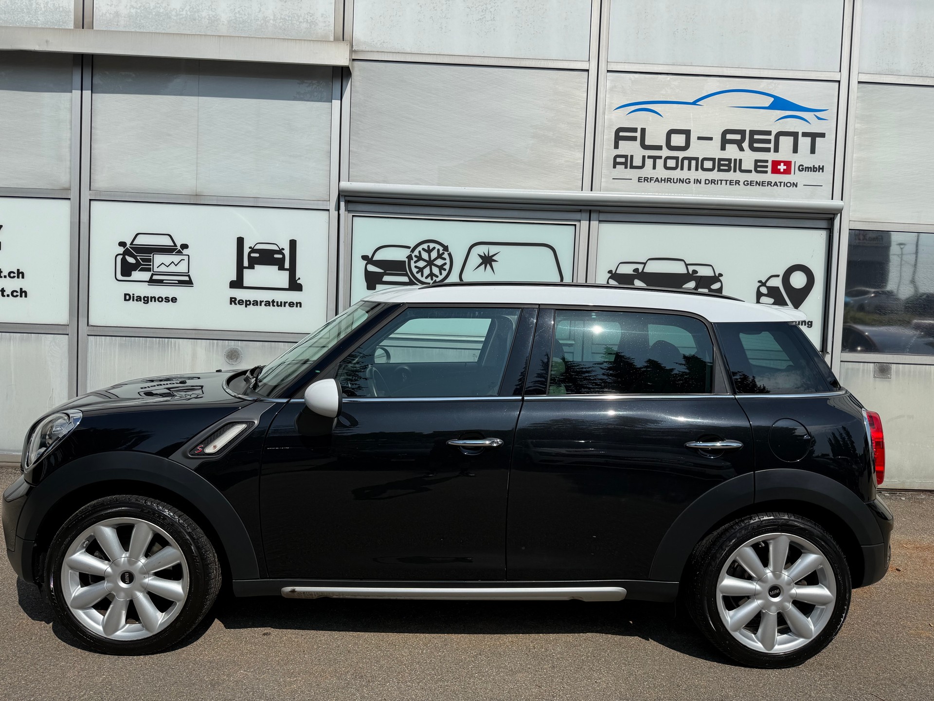 MINI Countryman Cooper S ALL4 || Frisch ab MFK-image-1