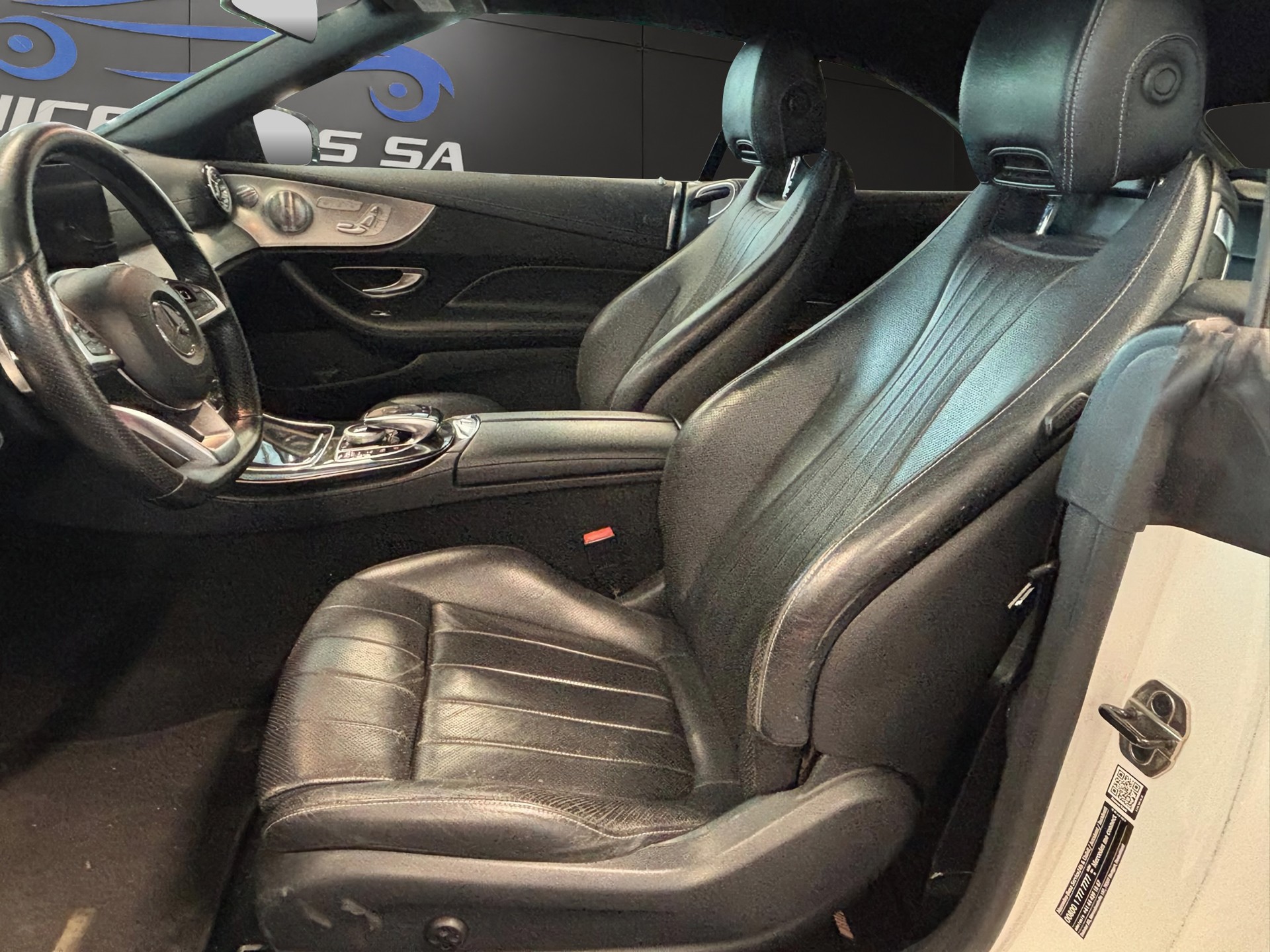 MERCEDES-BENZ E 400 Cabriolet AMG Line 4 Matic 9G-Tronic-image-10