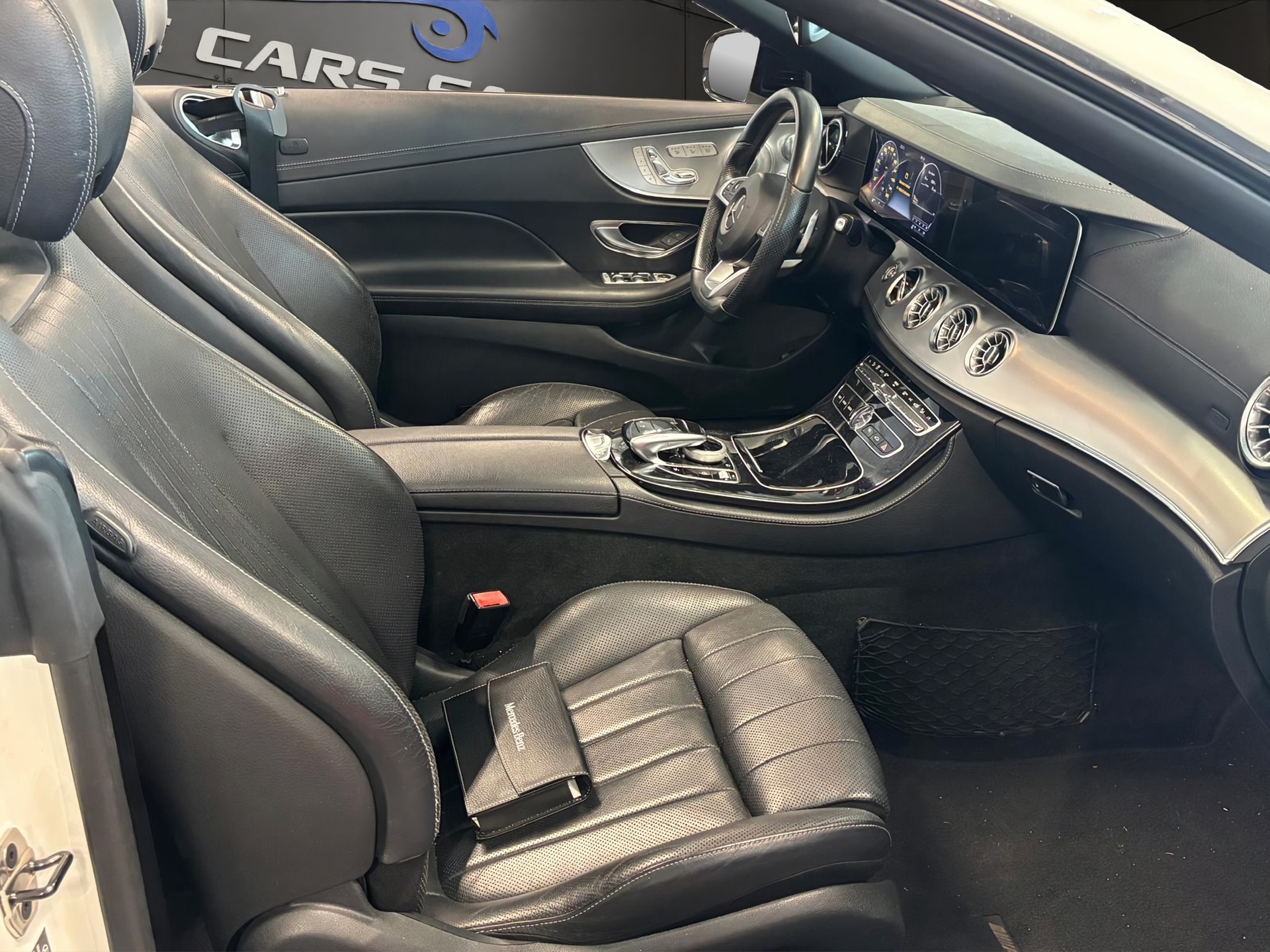 MERCEDES-BENZ E 400 Cabriolet AMG Line 4 Matic 9G-Tronic-image-12