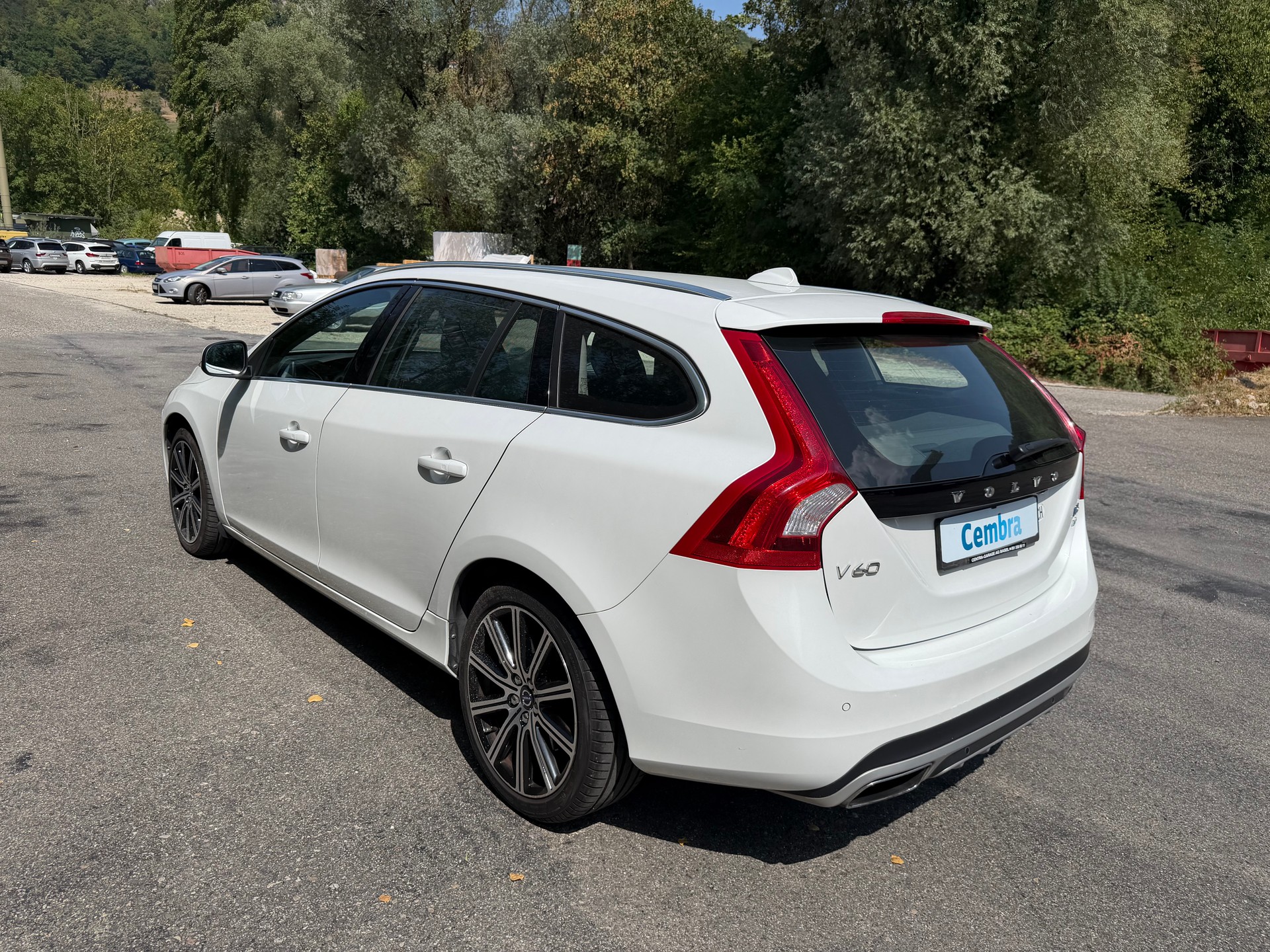 VOLVO V60 T6 AWD Summum Geartronic-image-6