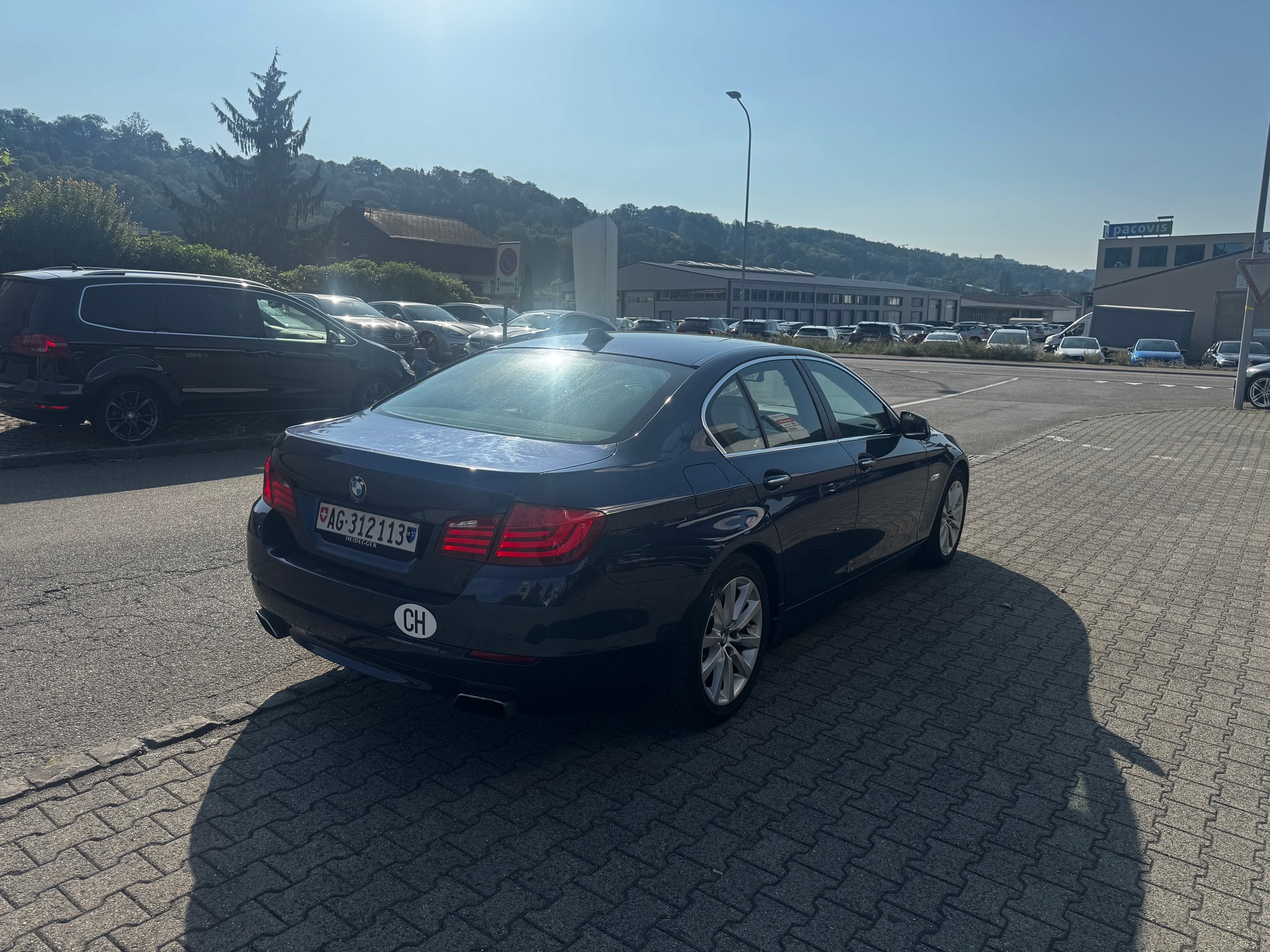BMW 550i Steptronic-image-2