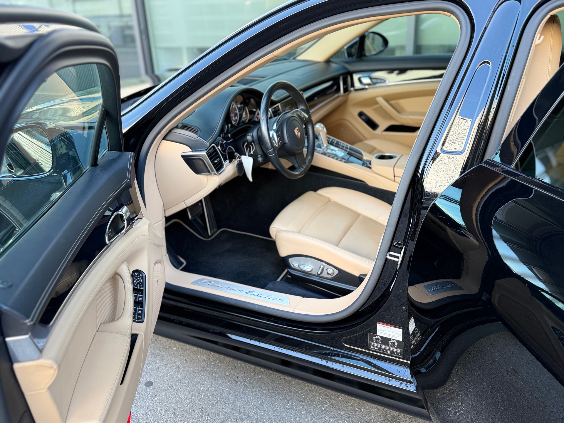 PORSCHE 3.6 V6 4 Platinum Edition PDK-image-3
