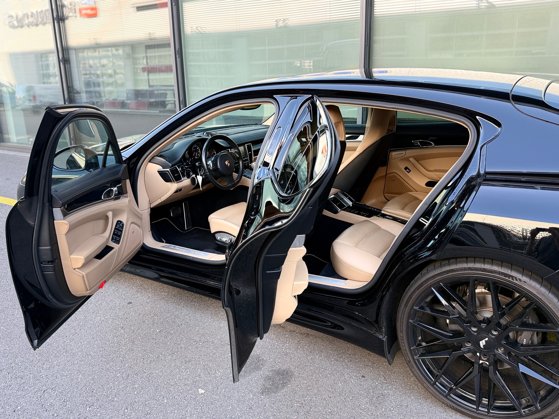 PORSCHE 3.6 V6 4 Platinum Edition PDK-image-4