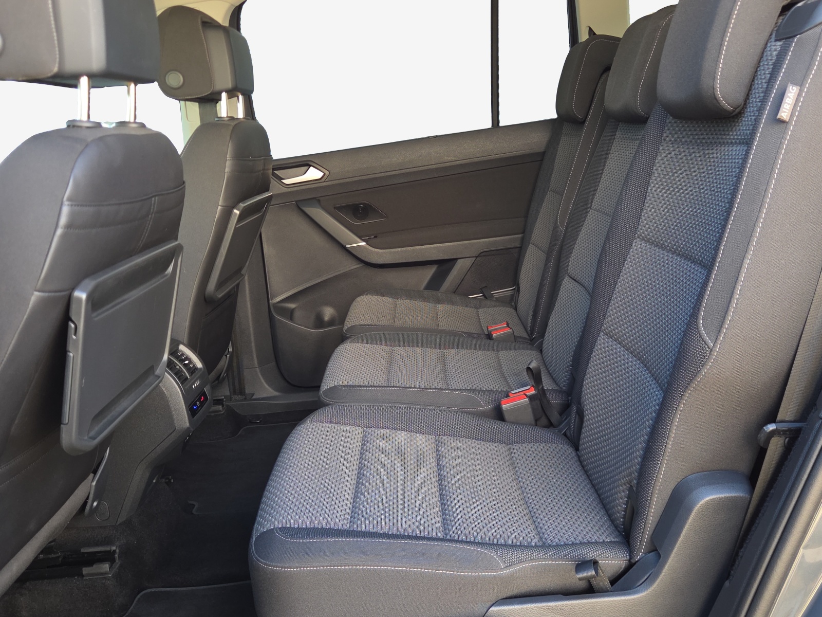 VW Touran 1.5 TSI EVO Comfortline DSG-image-11