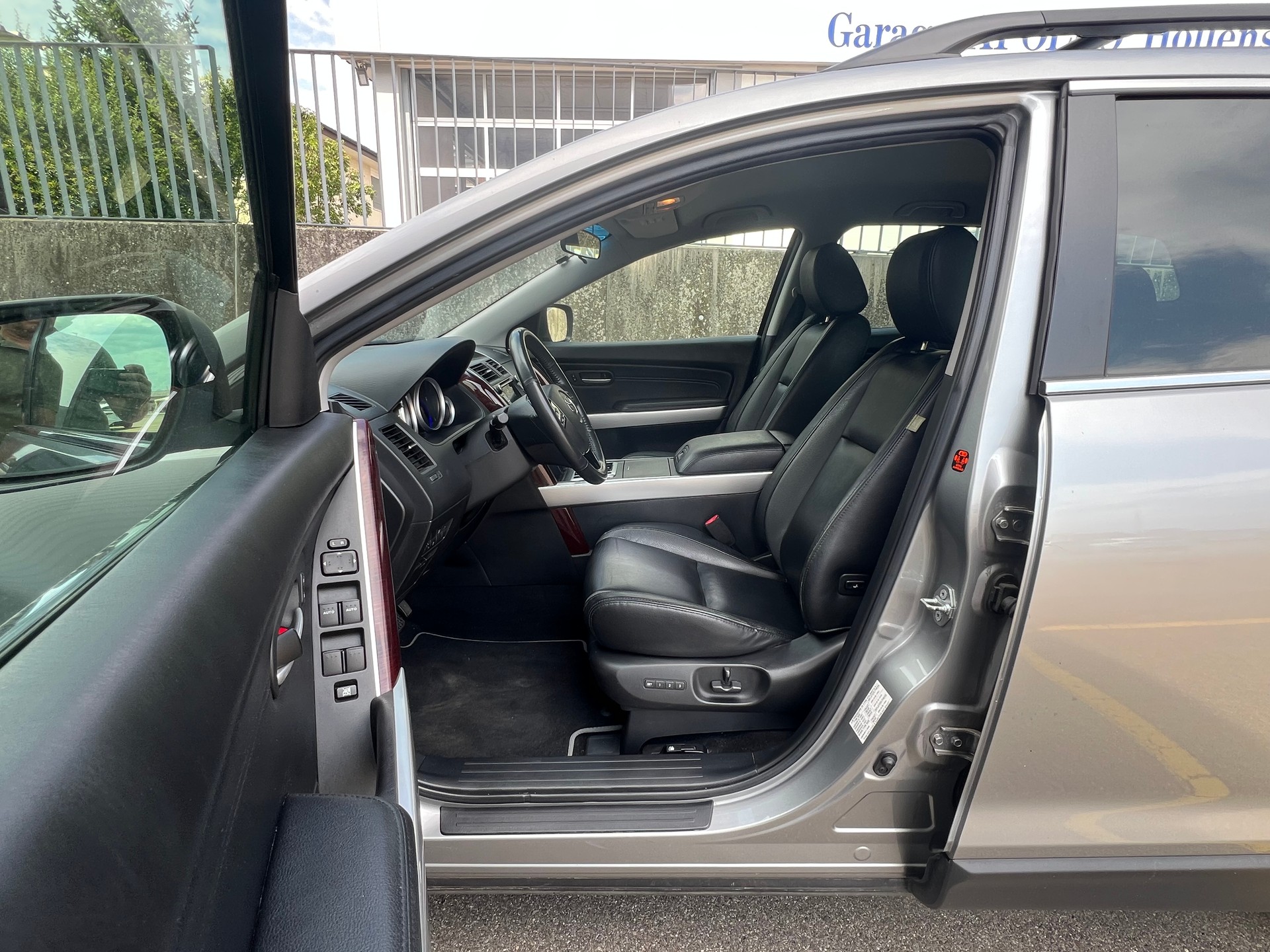 MAZDA CX-9 3.7 V6 Exclusive Automatic-image-6