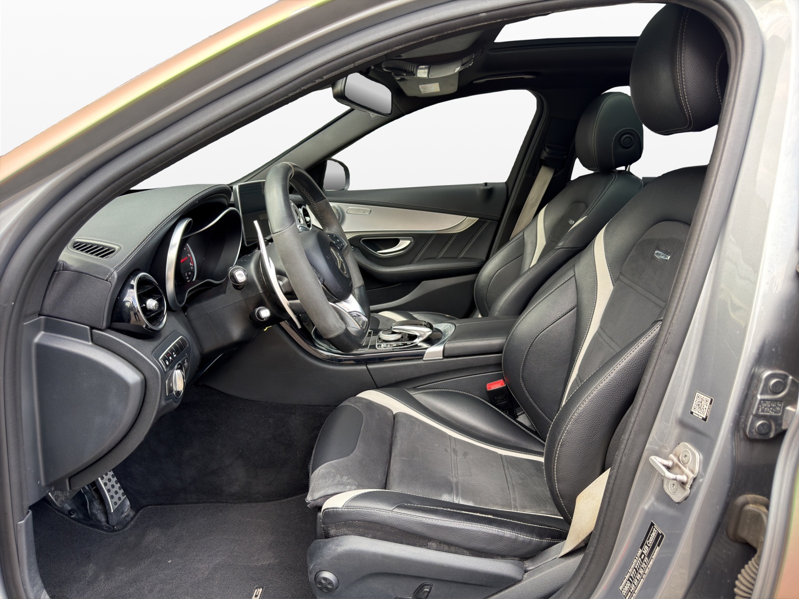 MERCEDES-BENZ C 63 S AMG Speedshift-image-8