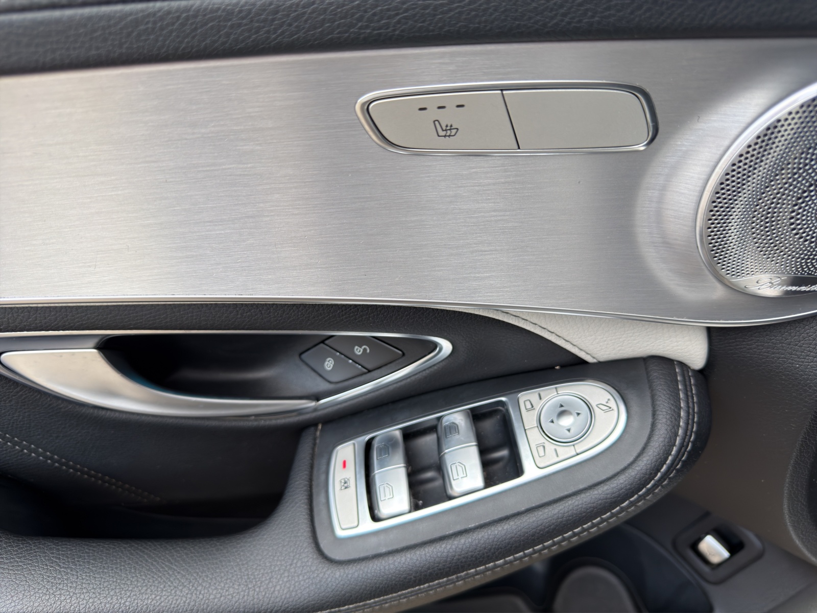 MERCEDES-BENZ C 63 S AMG Speedshift-image-9
