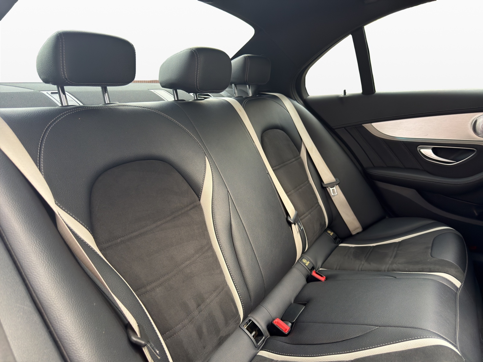 MERCEDES-BENZ C 63 S AMG Speedshift-image-18