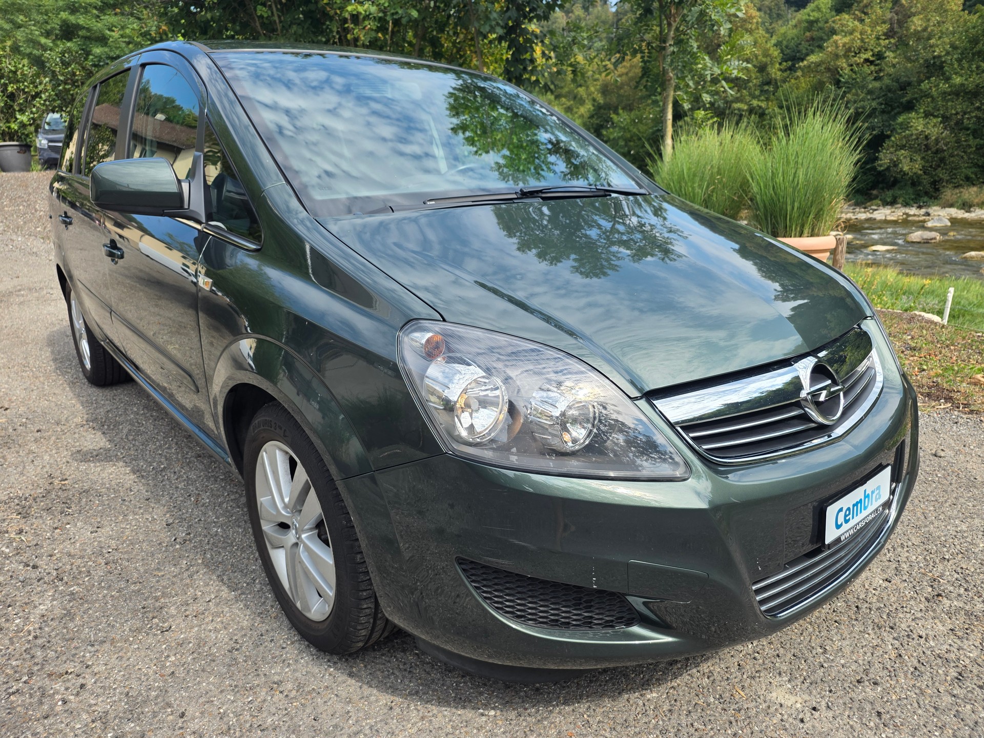OPEL Zafira 1.6i 16V TP ☆☆☆ MFK: 30.06.2026 ☆☆☆ Sommer- und Winterräder ☆☆☆ Zahnriemen ersetzt ☆☆☆-image-0