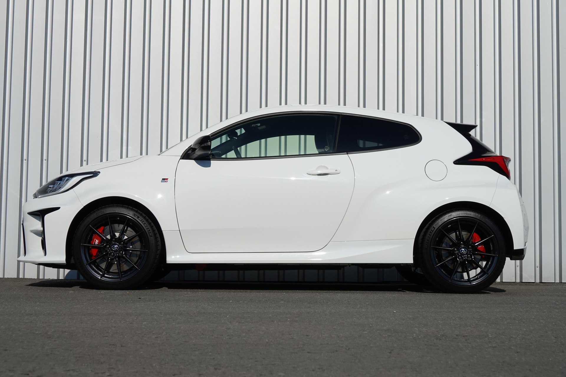TOYOTA Yaris 1.6 GR Sport-image-4