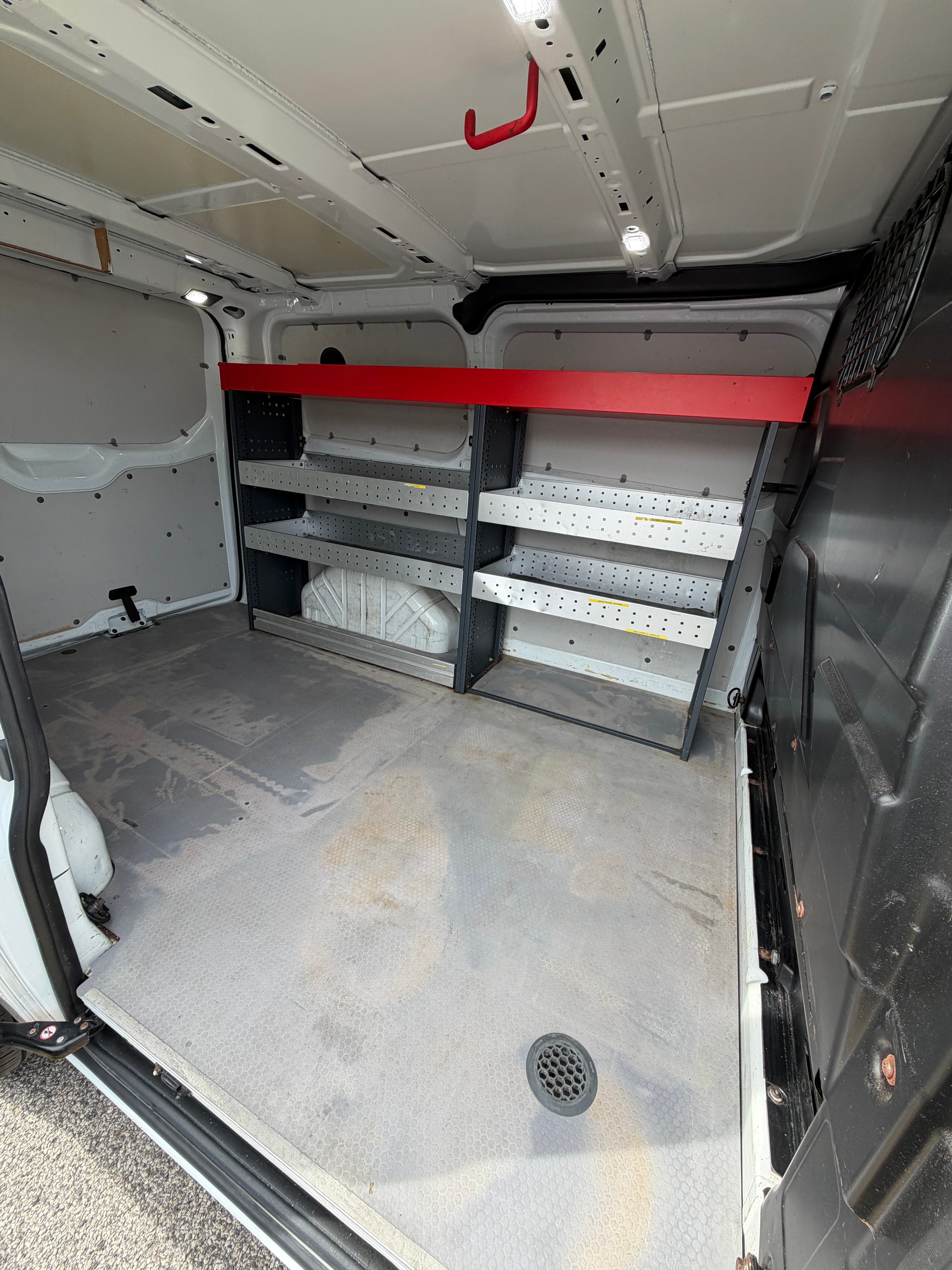 FORD Transit Custom Van 300 L1H1 Trend A-image-4