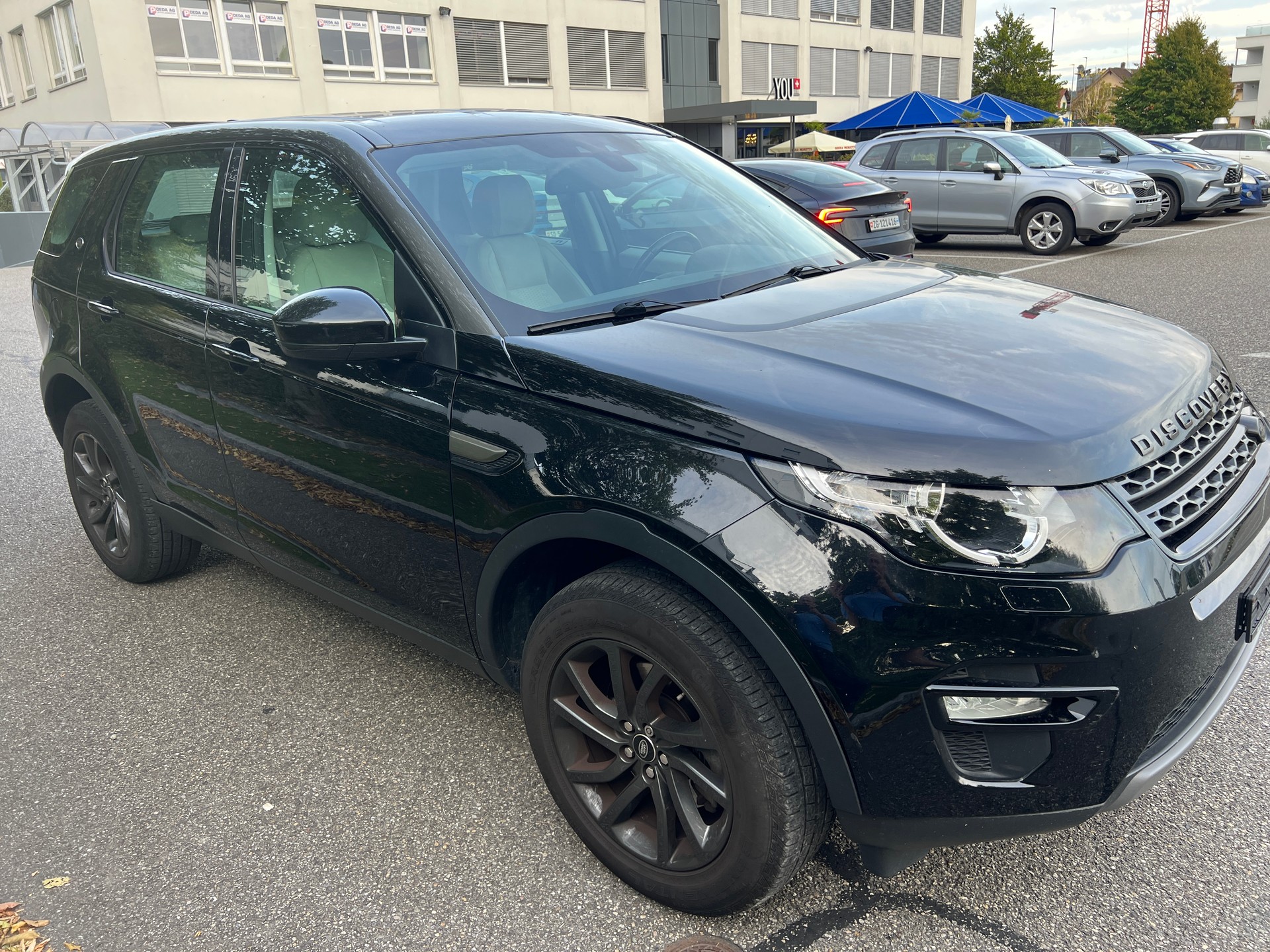 LAND ROVER DISCOVERY-image-2