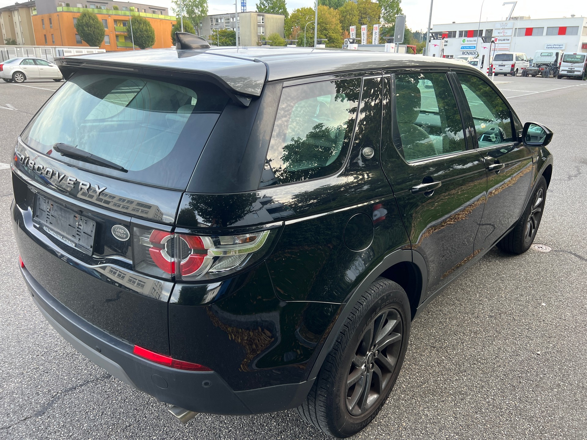LAND ROVER DISCOVERY-image-5