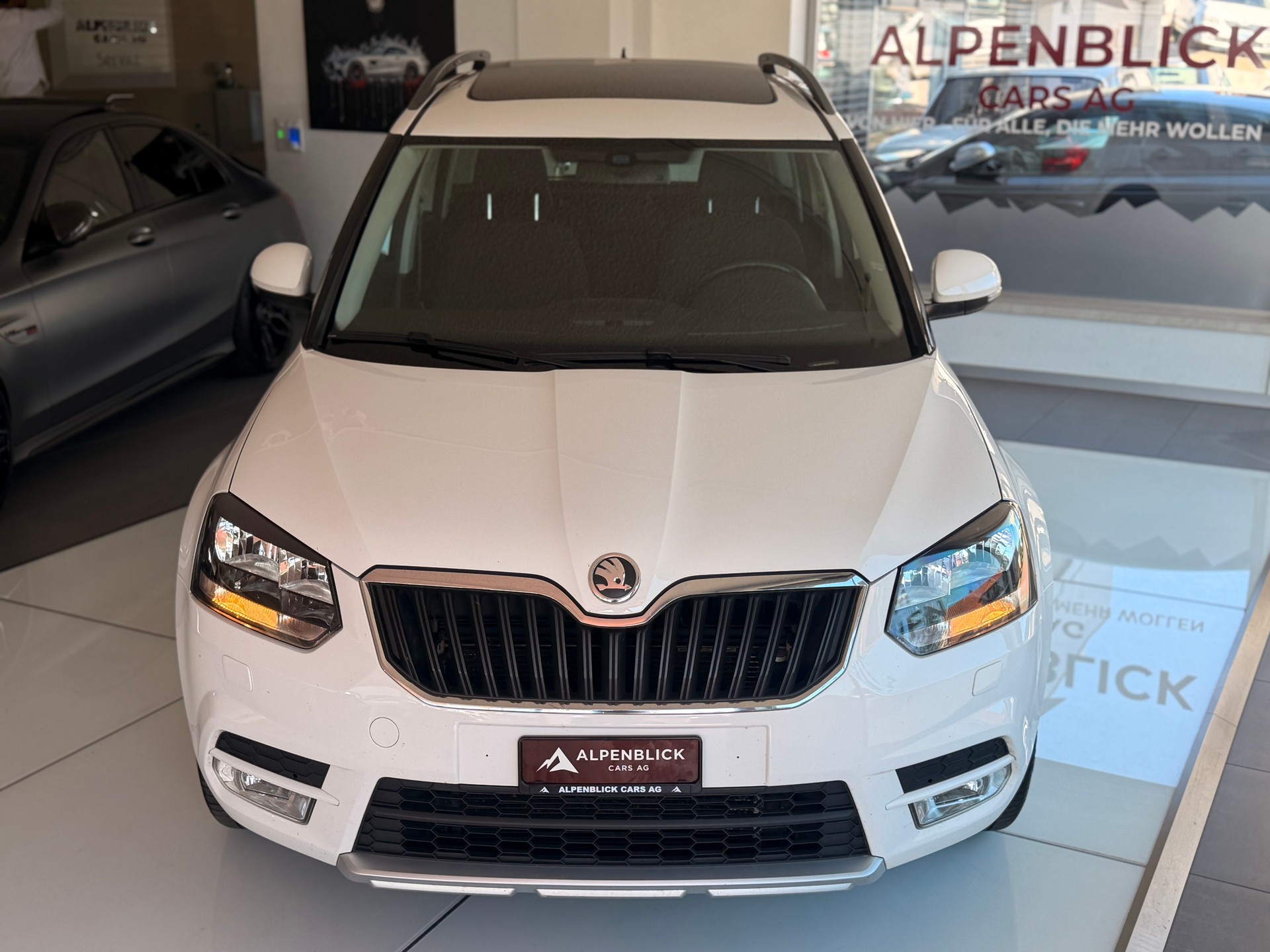 SKODA Yeti 1.8 TSI Ambition 4x4 DSG-image-4