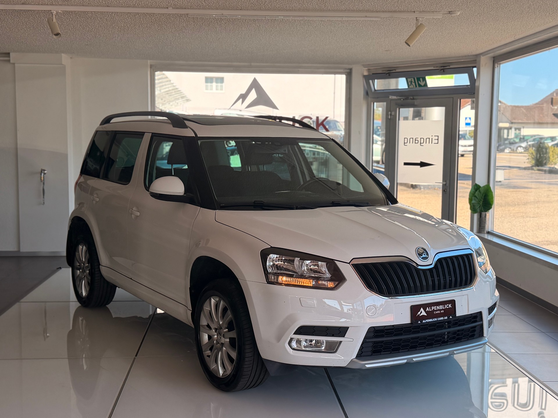 SKODA Yeti 1.8 TSI Ambition 4x4 DSG-image-5