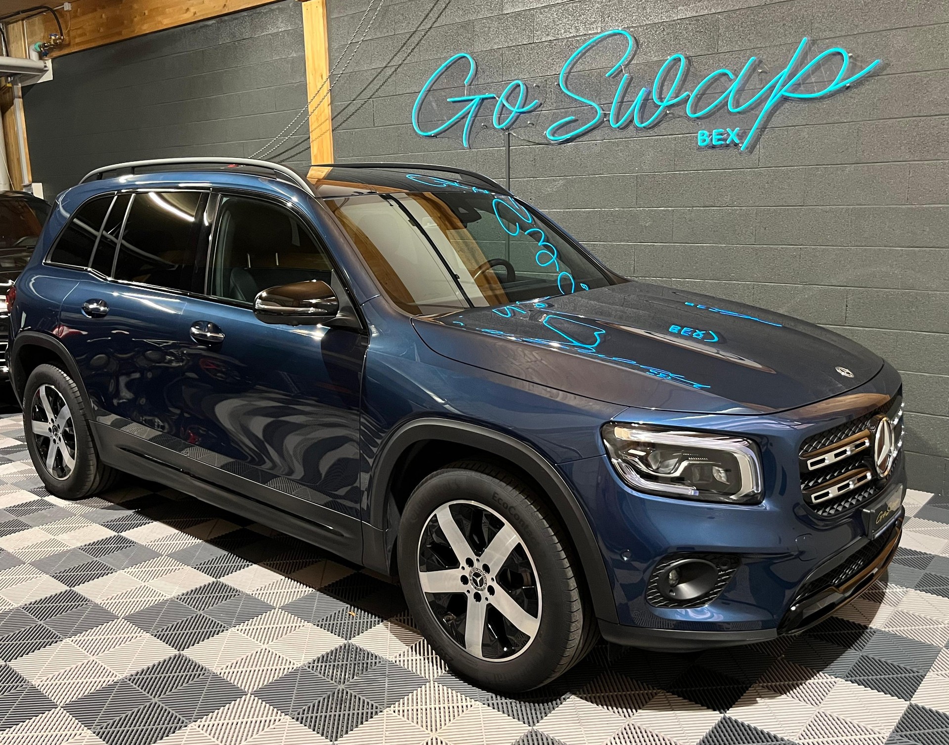 MERCEDES-BENZ GLB 250 4Matic Progressive 8G-Tronic-image-0