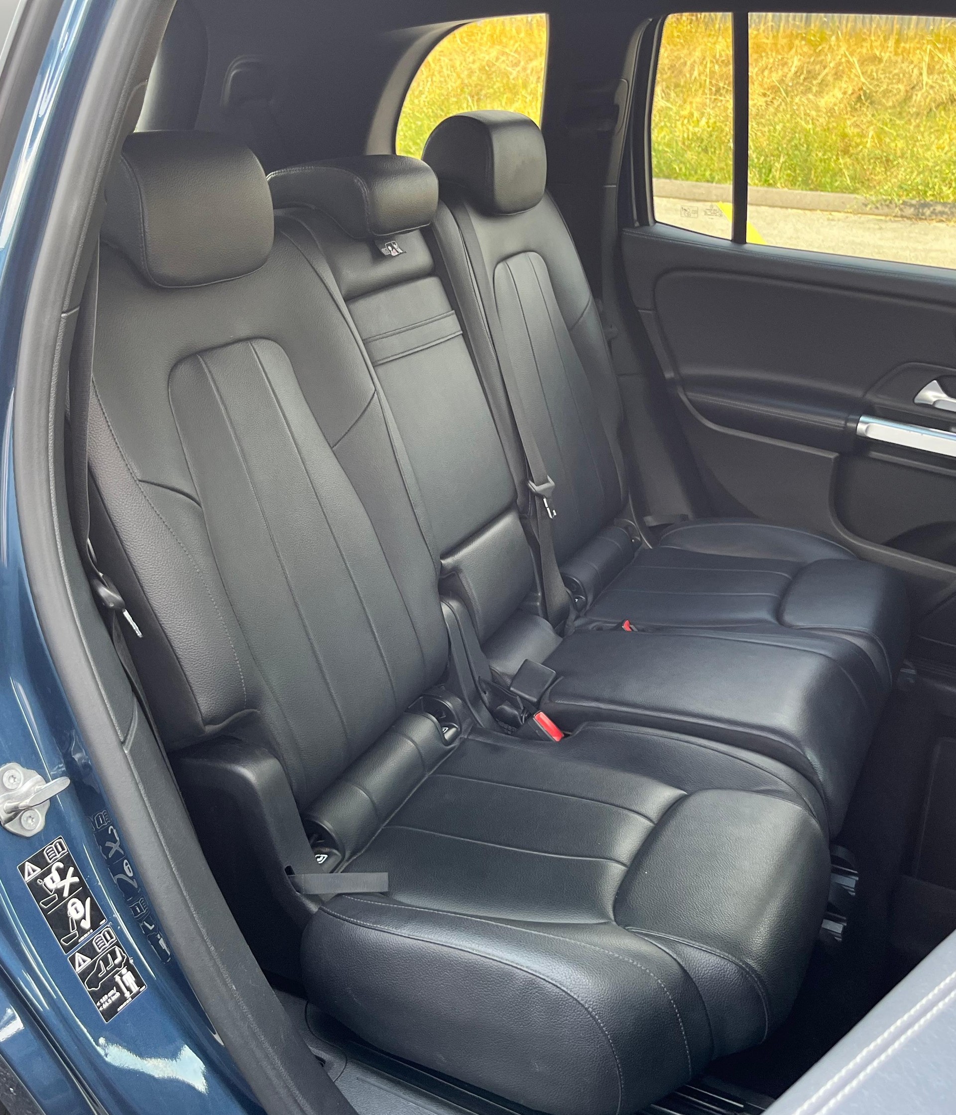 MERCEDES-BENZ GLB 250 4Matic Progressive 8G-Tronic-image-12