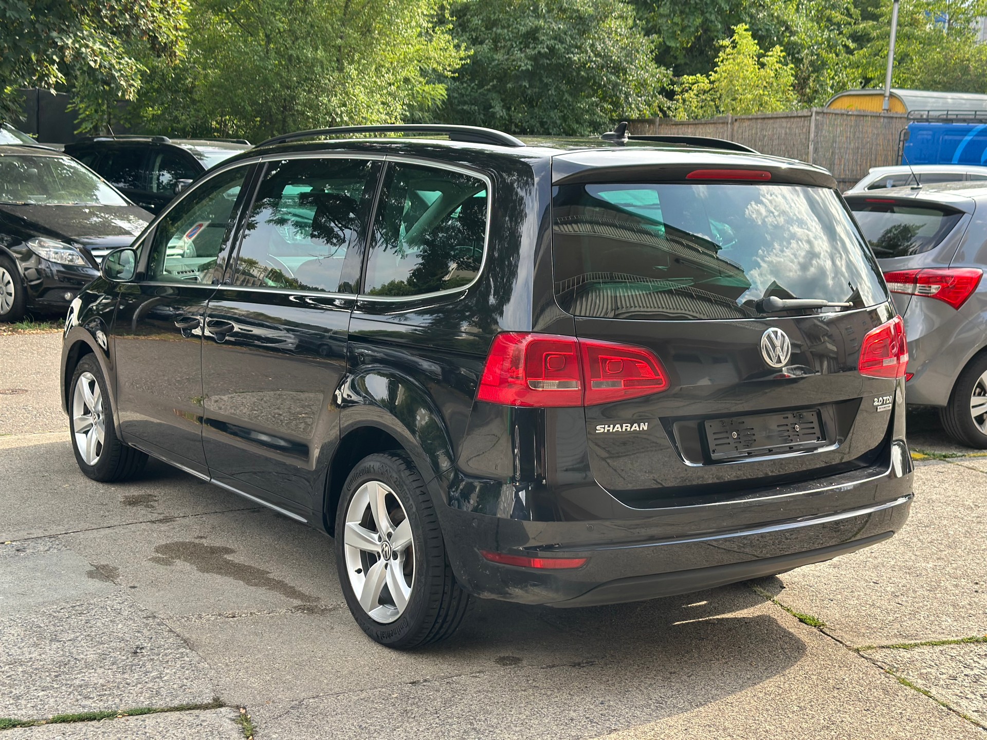 VW Sharan 2.0 TDI BlueMotion Technology Highline DSG-image-5