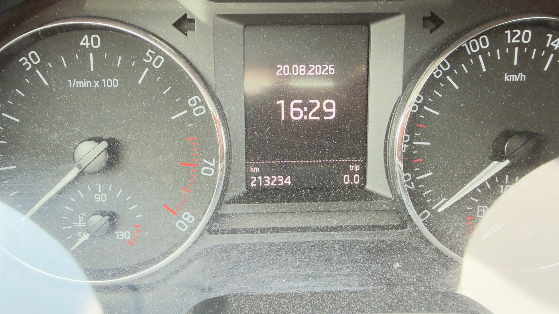 SKODA Octavia Combi 1.8 TSI Ambition 4x4 DSG-image-13