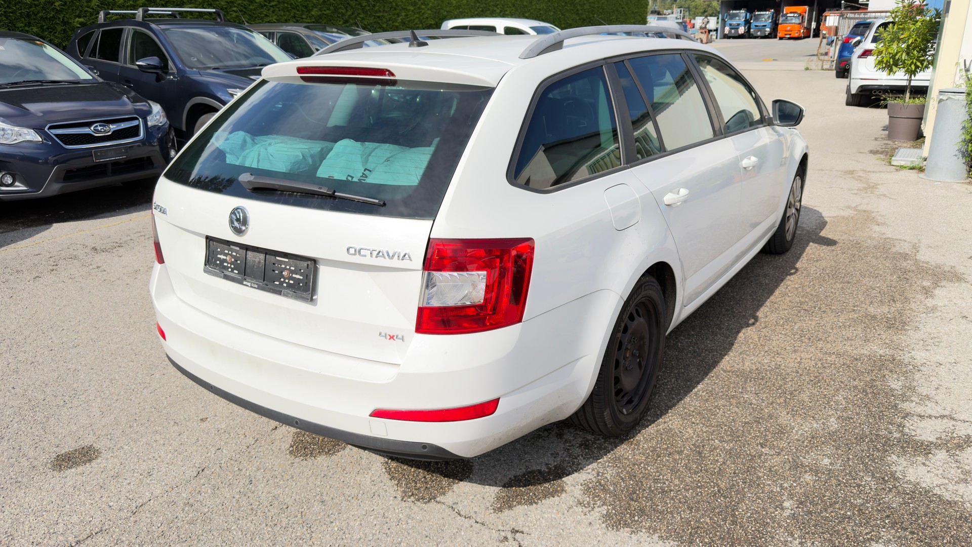 SKODA Octavia Combi 1.8 TSI Ambition 4x4 DSG-image-5