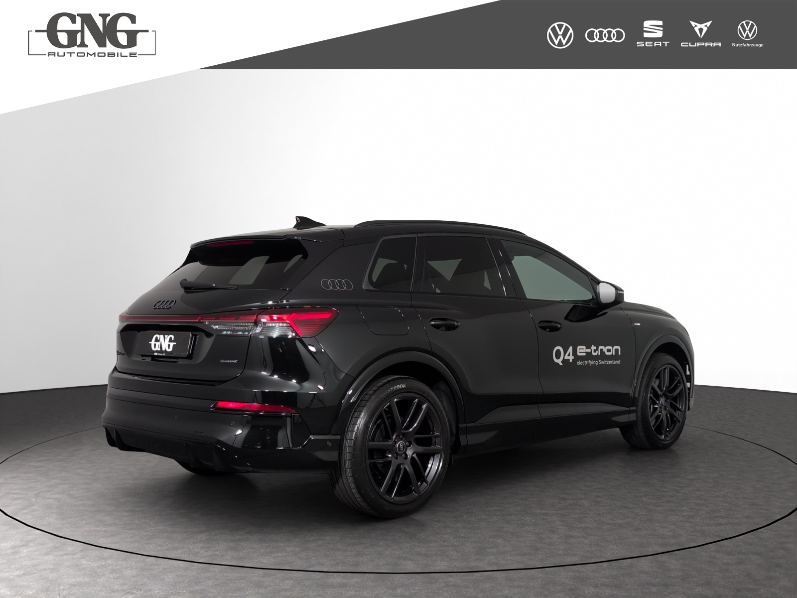 AUDI Q4 e-tron SUV quattro performance-image-2