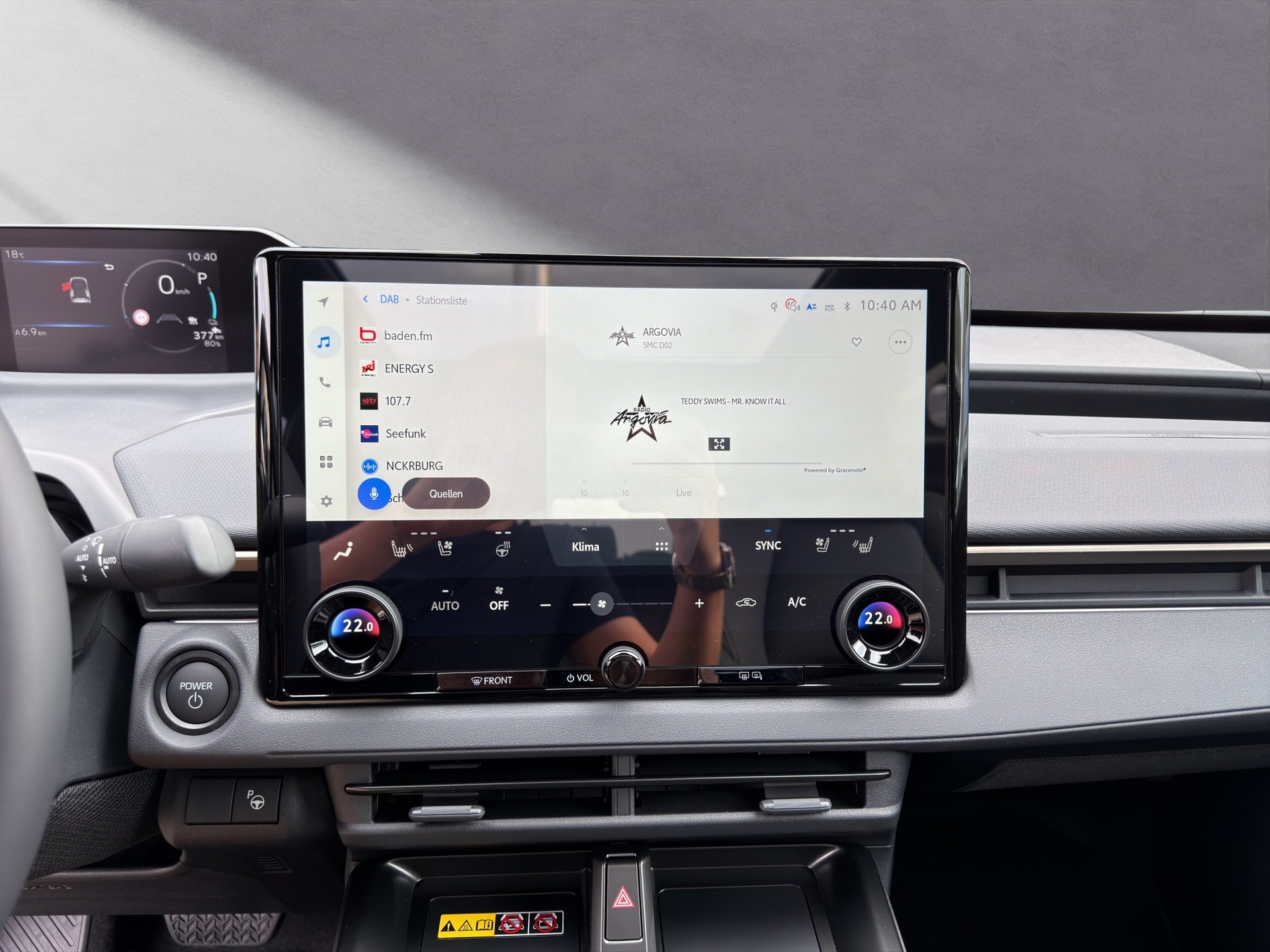 TOYOTA bZ4X Premium AWD-image-5