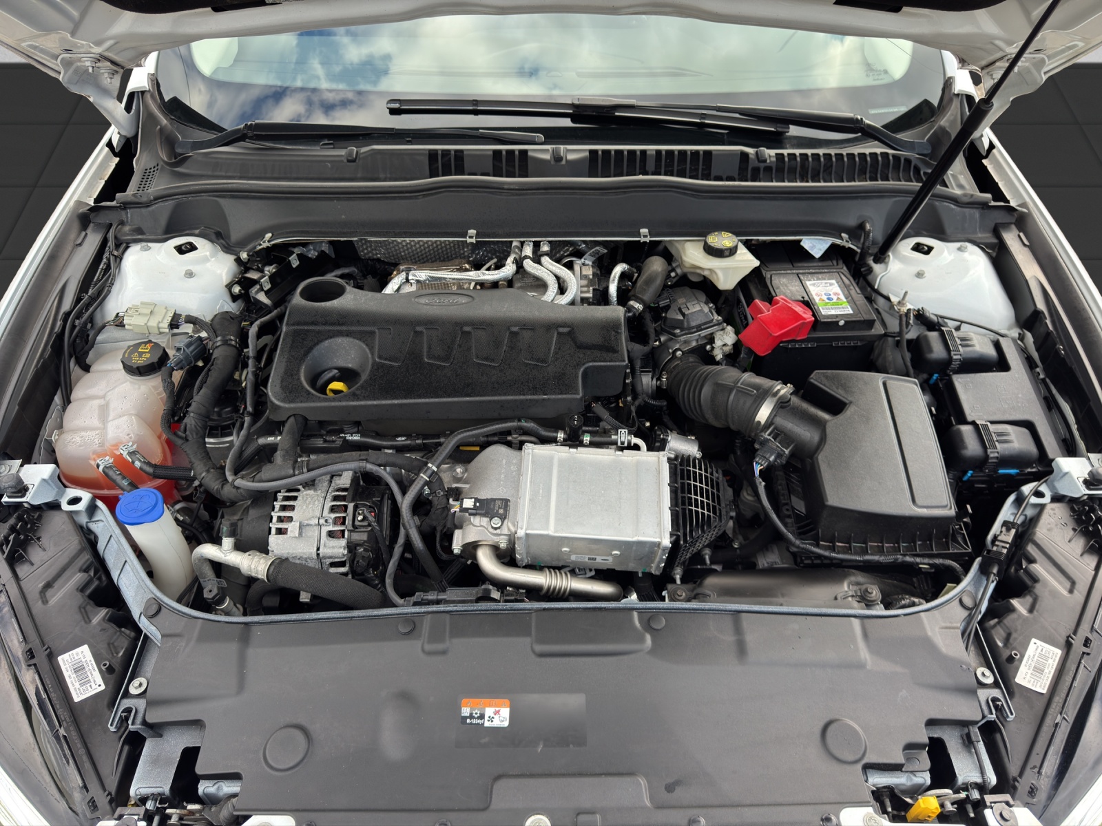 FORD Mondeo 2.0 TDCi Trend Automatik-image-18