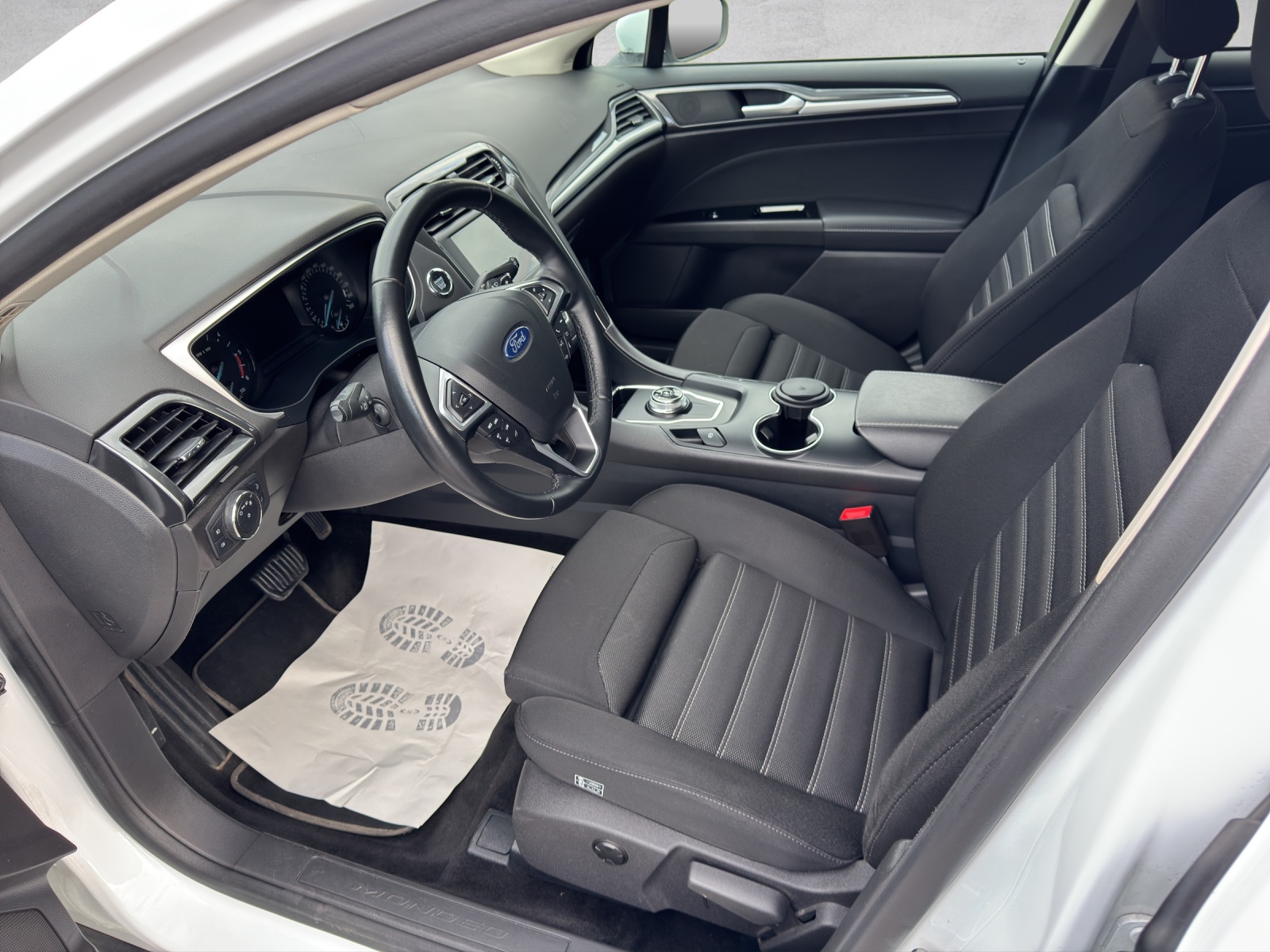 FORD Mondeo 2.0 TDCi Trend Automatik-image-8