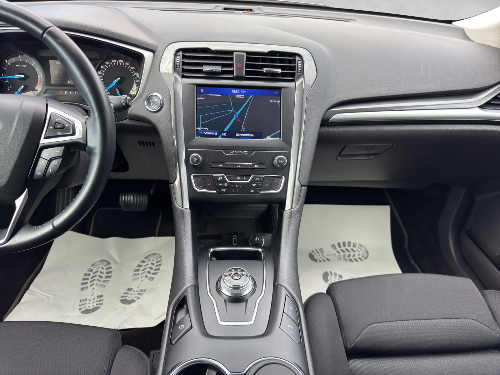 FORD Mondeo 2.0 TDCi Trend Automatik-image-13