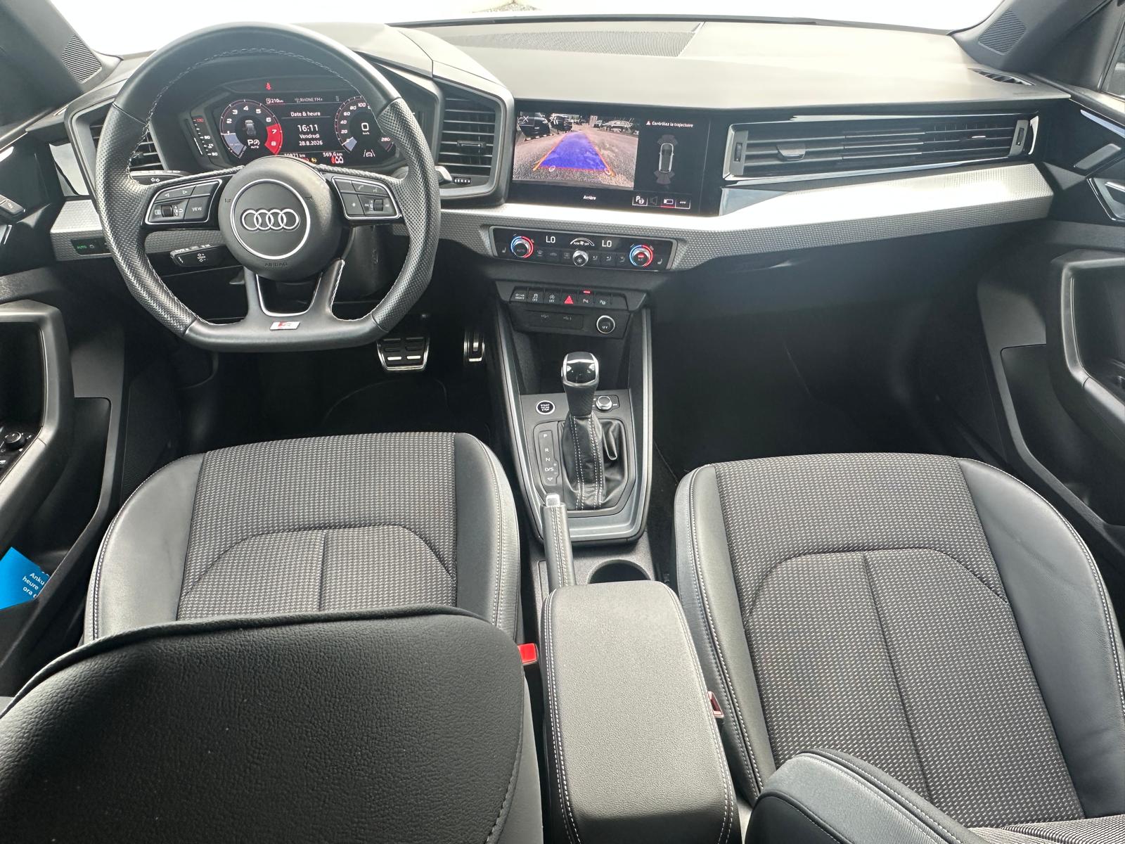 AUDI A1 allstreet 35 TFSI S-tronic-image-8