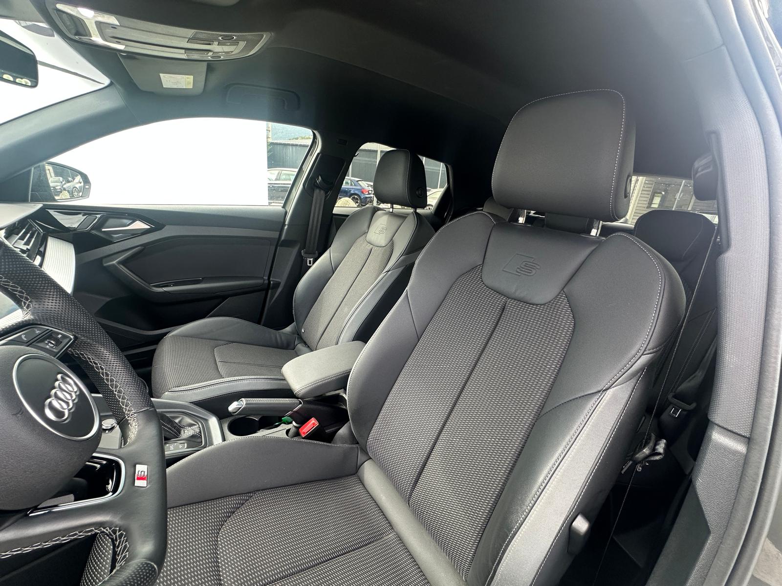 AUDI A1 allstreet 35 TFSI S-tronic-image-9