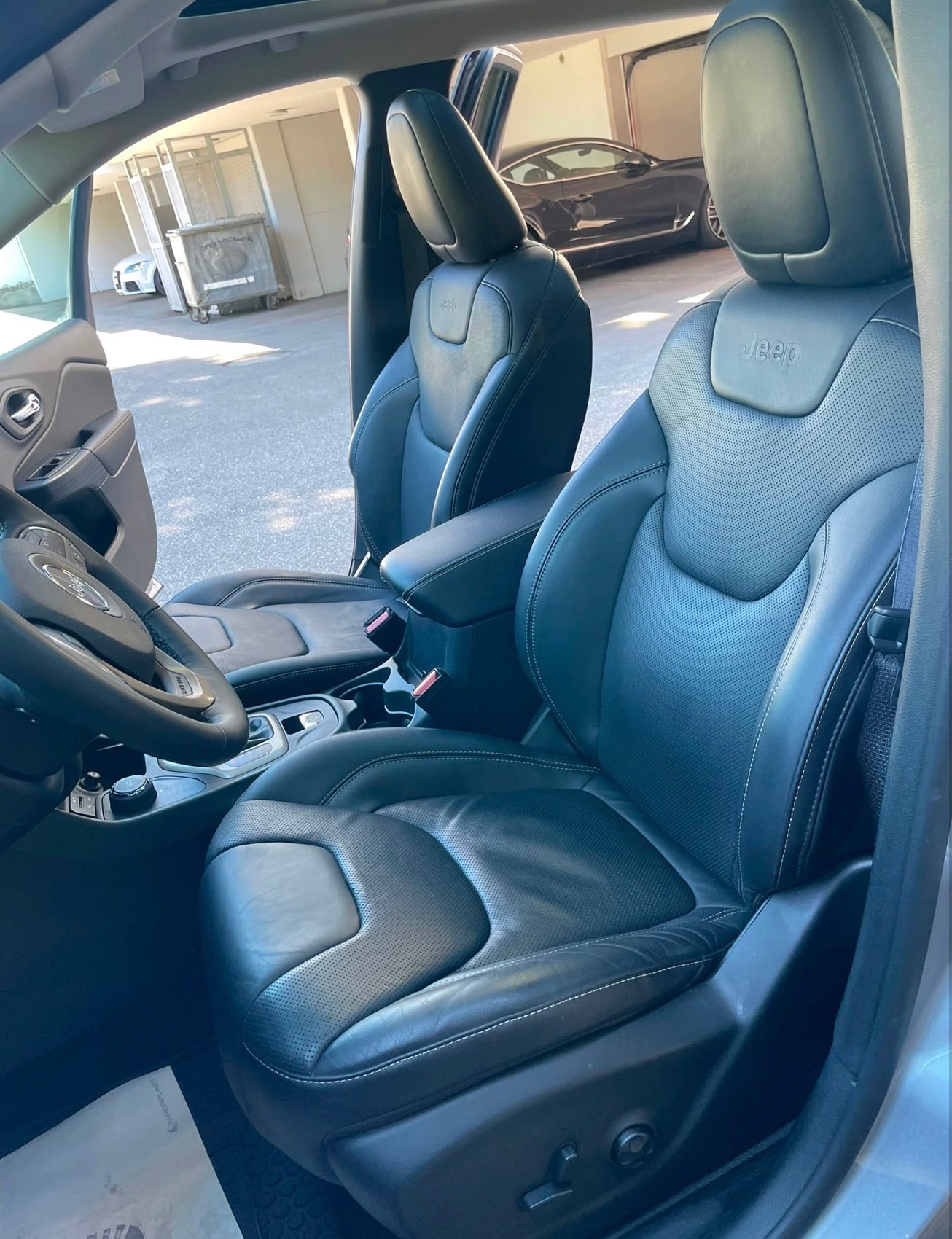 JEEP Cherokee 2.0 TD Limited AWD 9ATX | CH-Fahrzeug | Topausstattung | Neupreisvorteil 73% | Panorama | ACC | Leder | Navi-image-14