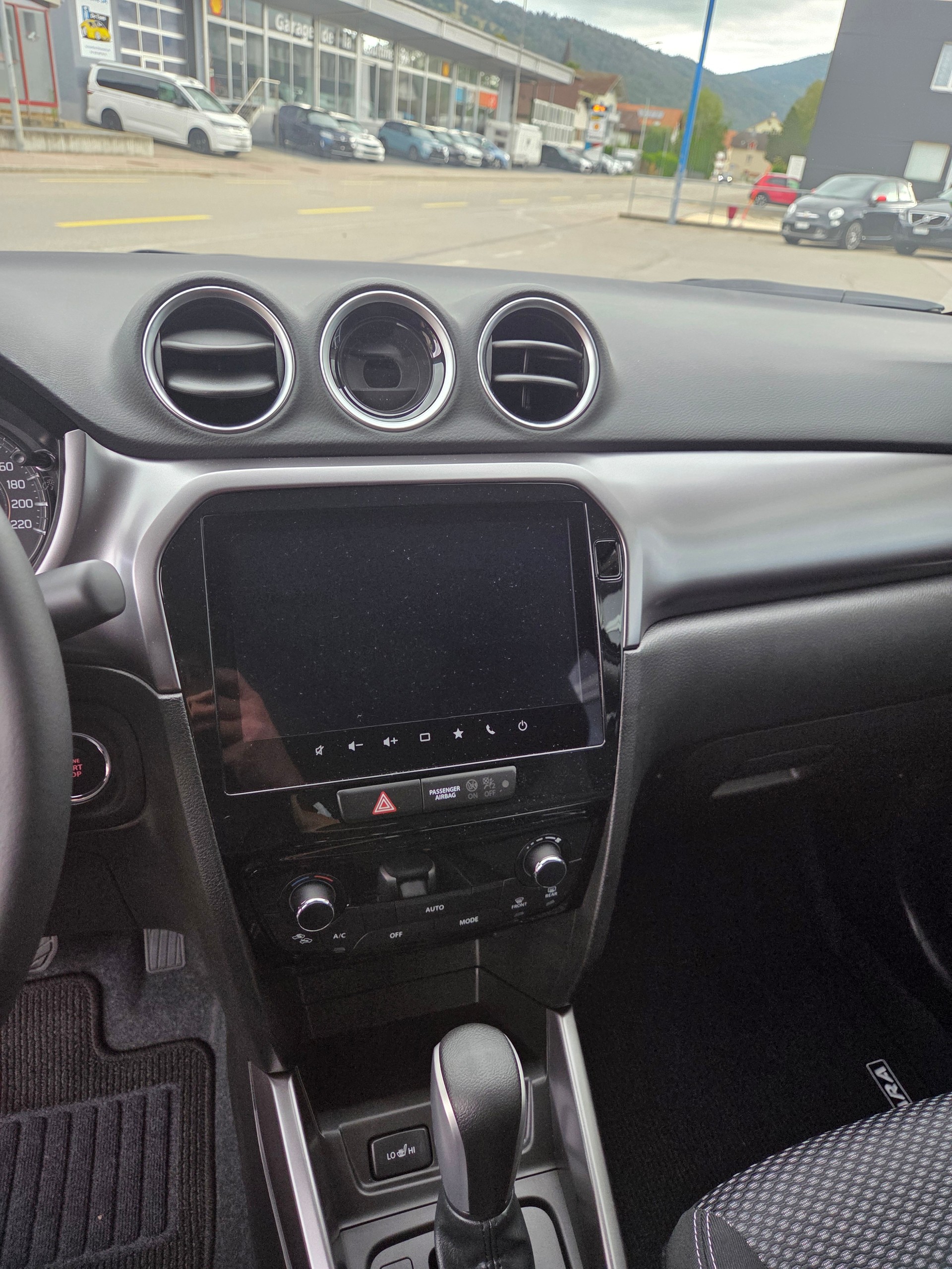 SUZUKI Vitara 1.4 Boosterjet Compact + 4x4 Hybrid Automatic-image-8