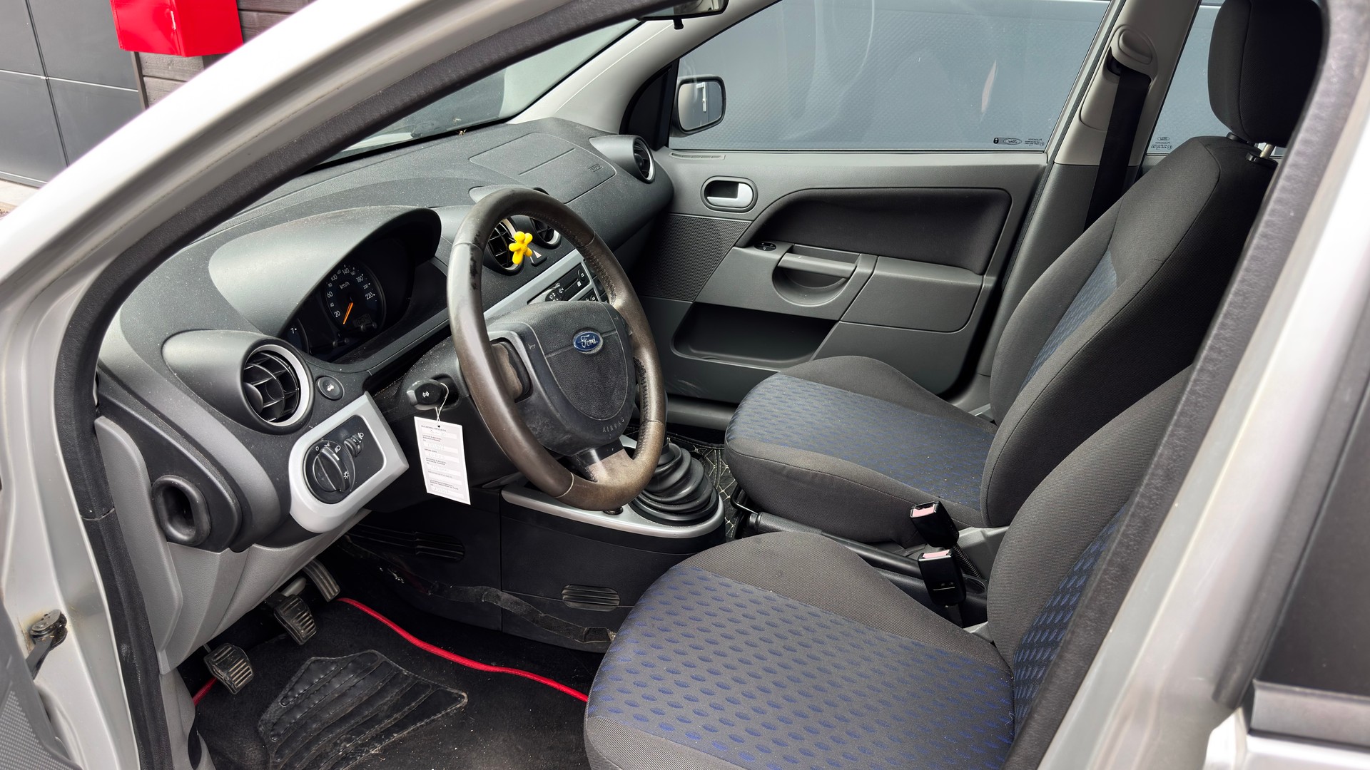 FORD Fiesta 1.4 16V Trend-image-5