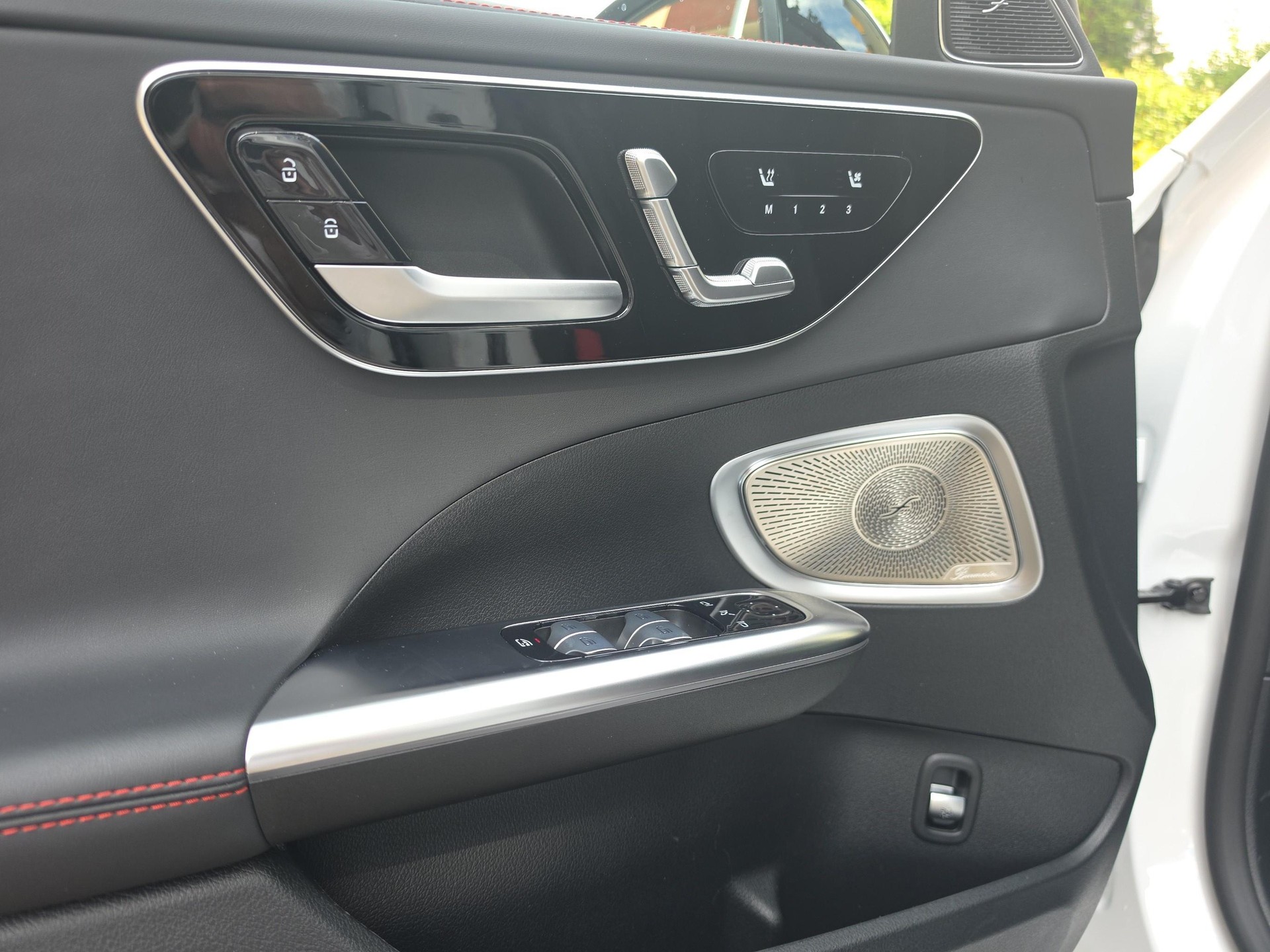 MERCEDES-BENZ C 43 AMG Executive Edition 4matic Kombi-image-13