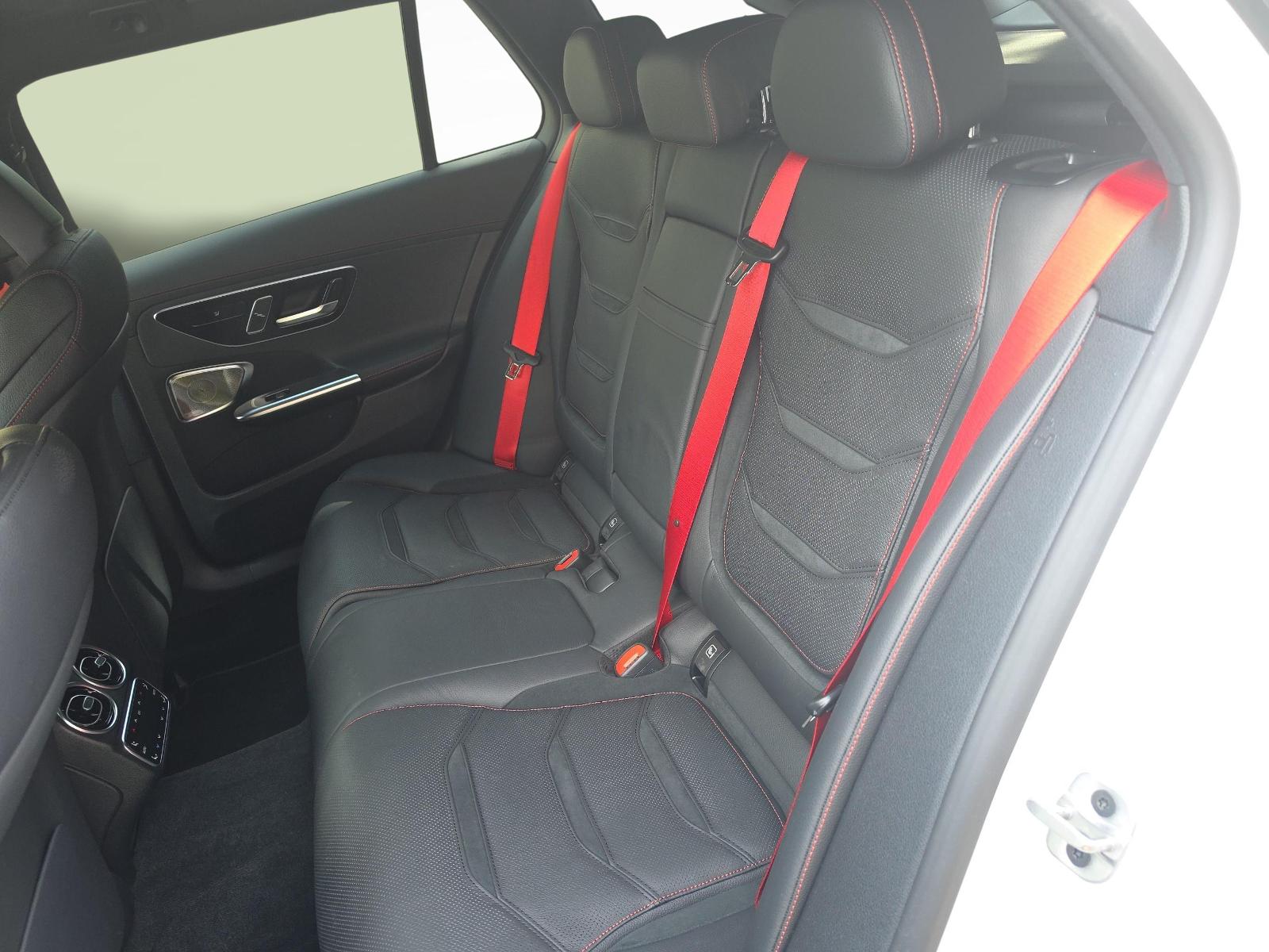 MERCEDES-BENZ C 43 AMG Executive Edition 4matic Kombi-image-10