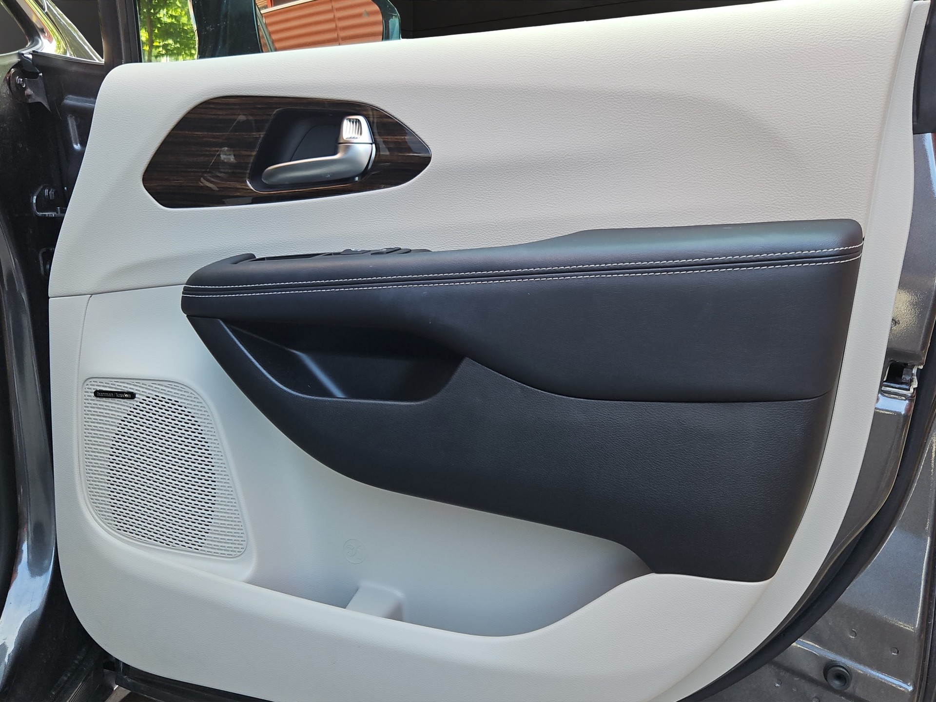 CHRYSLER PACIFICA 3.6 AWD-image-15