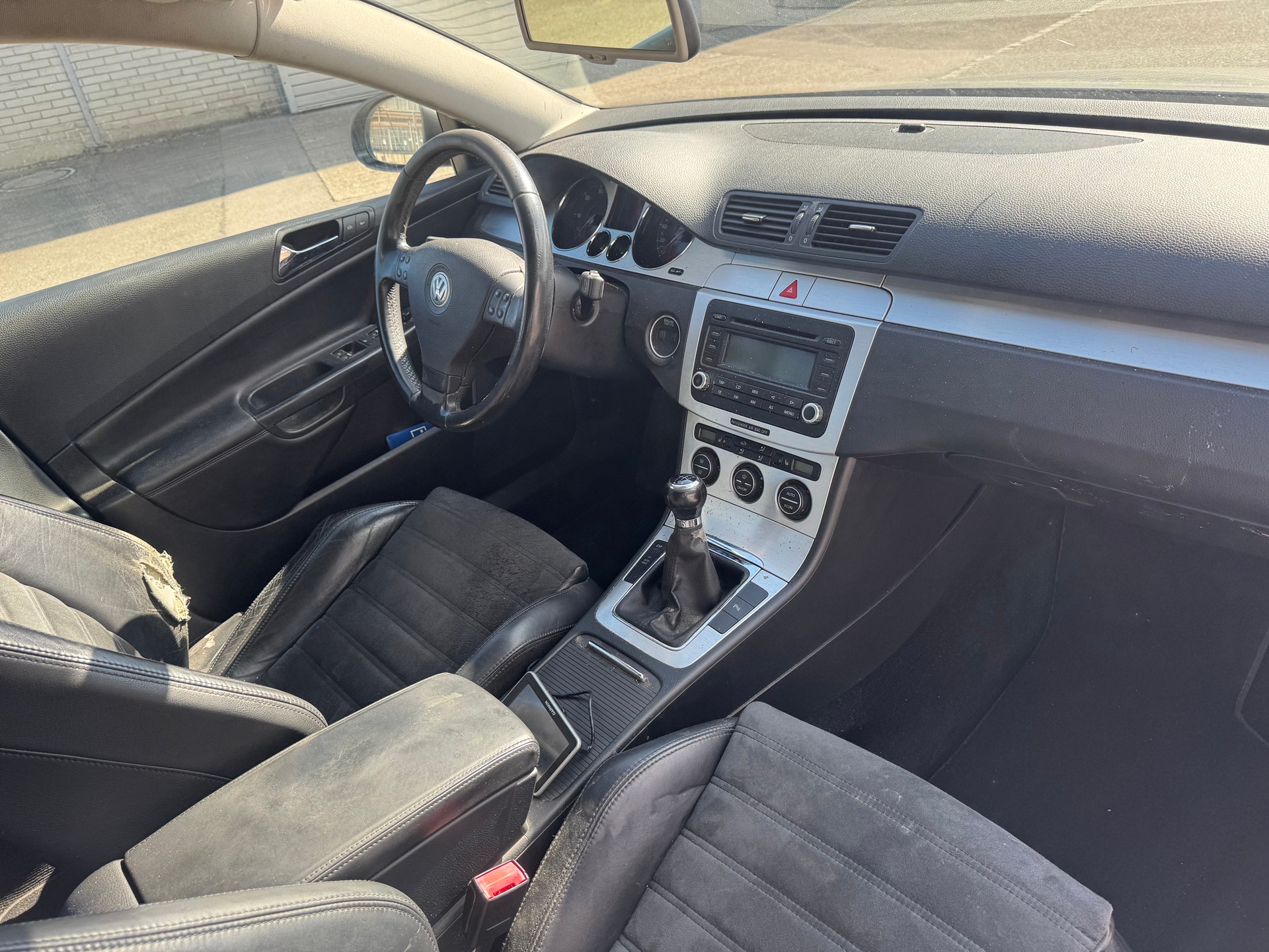 VW Passat Variant 2.0 TDI Highline 4Motion-image-10