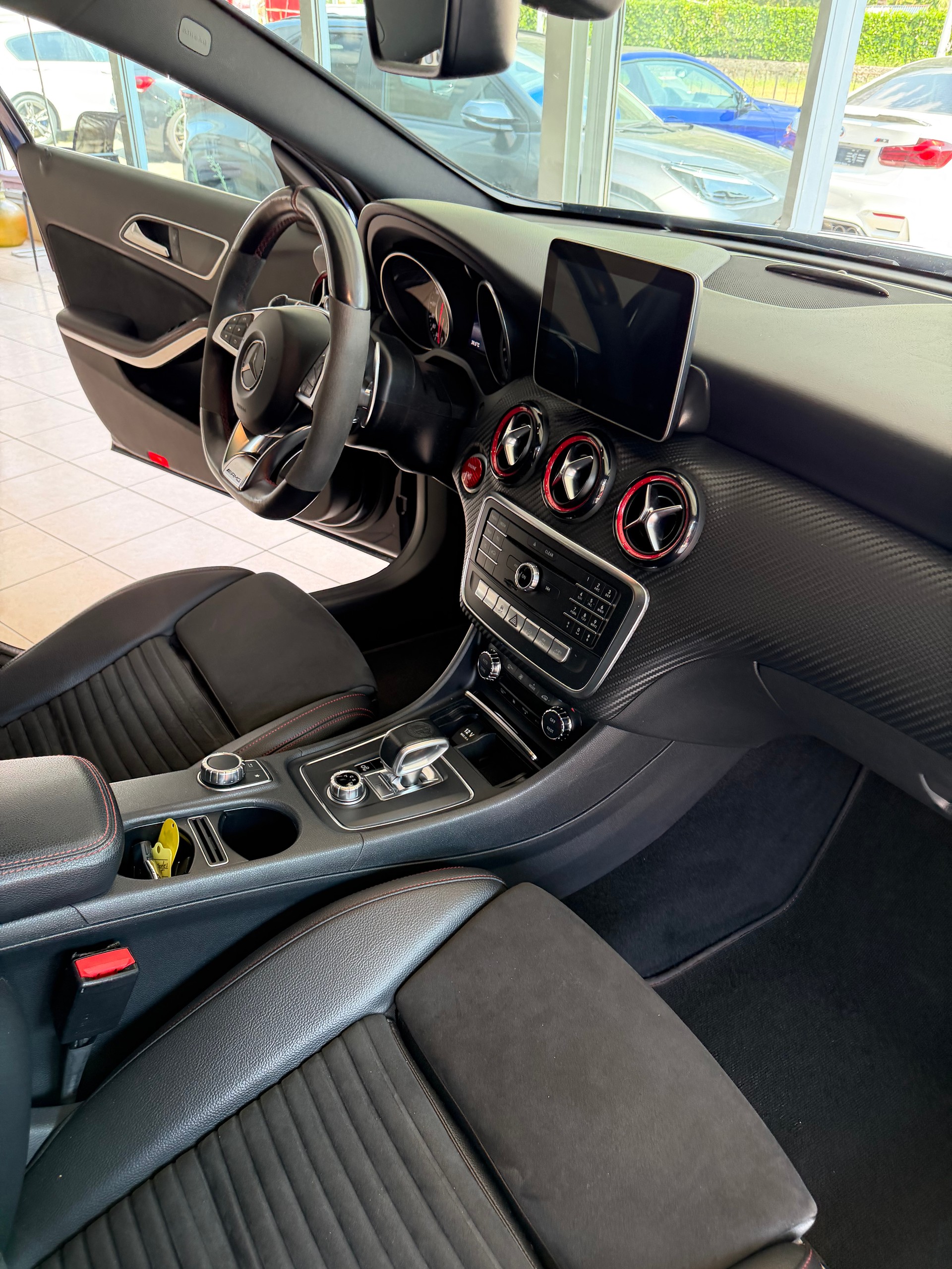 MERCEDES-BENZ A 45 AMG 4Matic Speedshift 7G-DCT-image-10