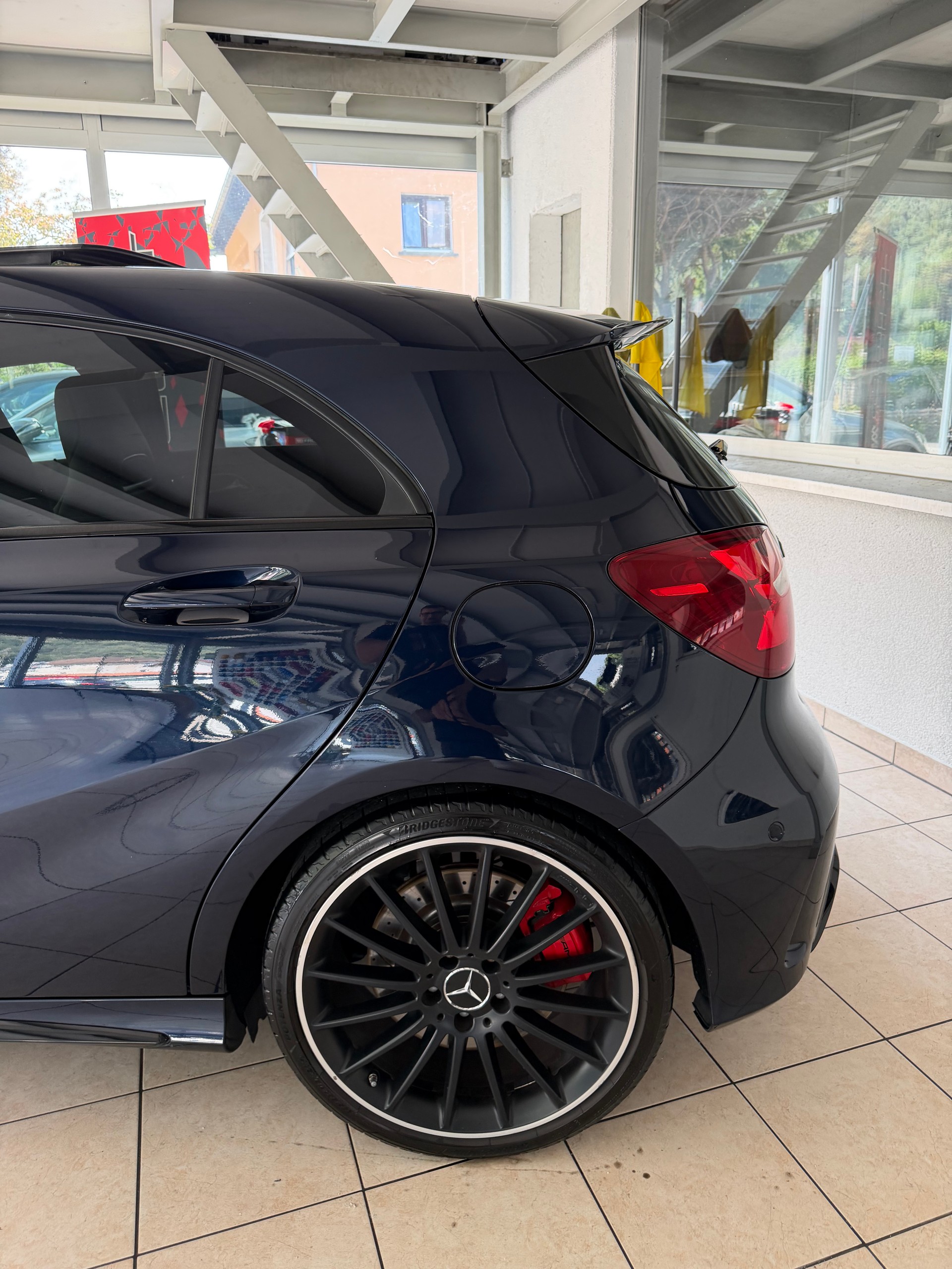 MERCEDES-BENZ A 45 AMG 4Matic Speedshift 7G-DCT-image-3