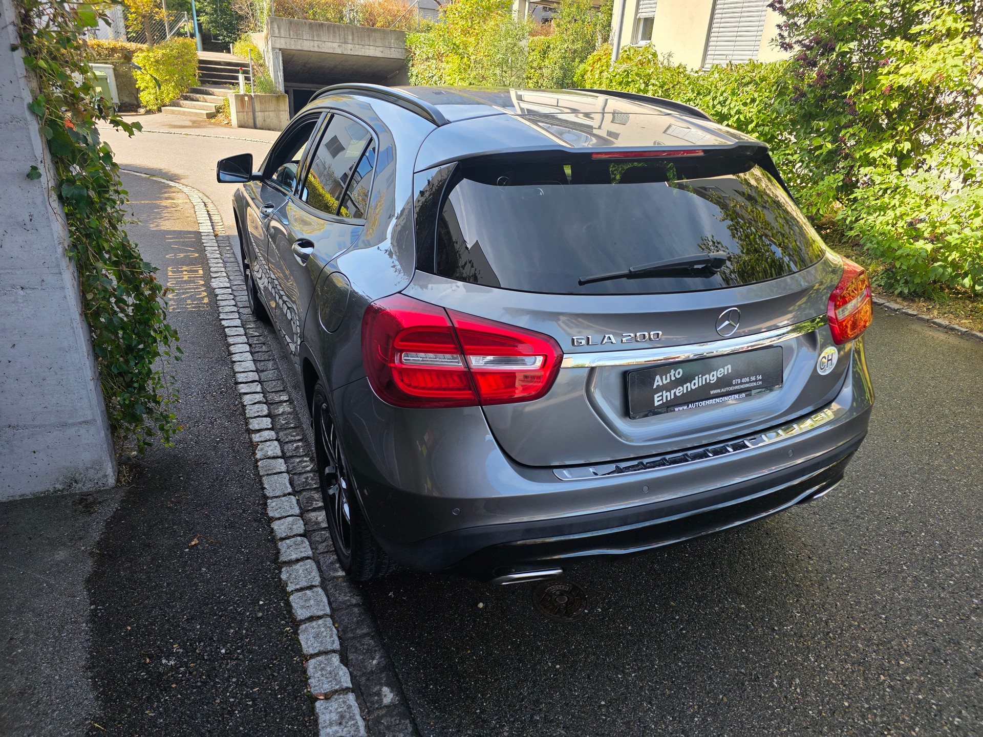 MERCEDES-BENZ GLA 200 Night Star 7G-DCT-image-5