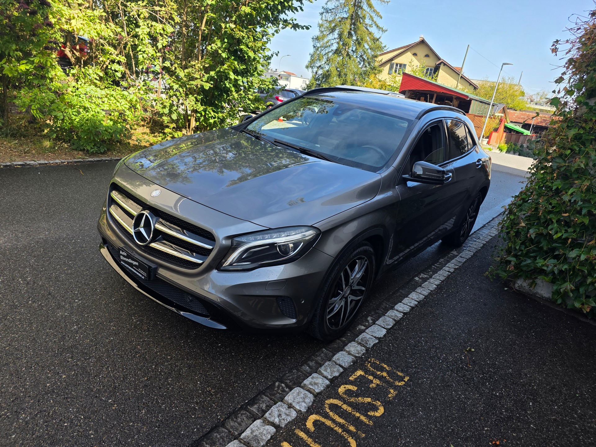 MERCEDES-BENZ GLA 200 Night Star 7G-DCT-image-0