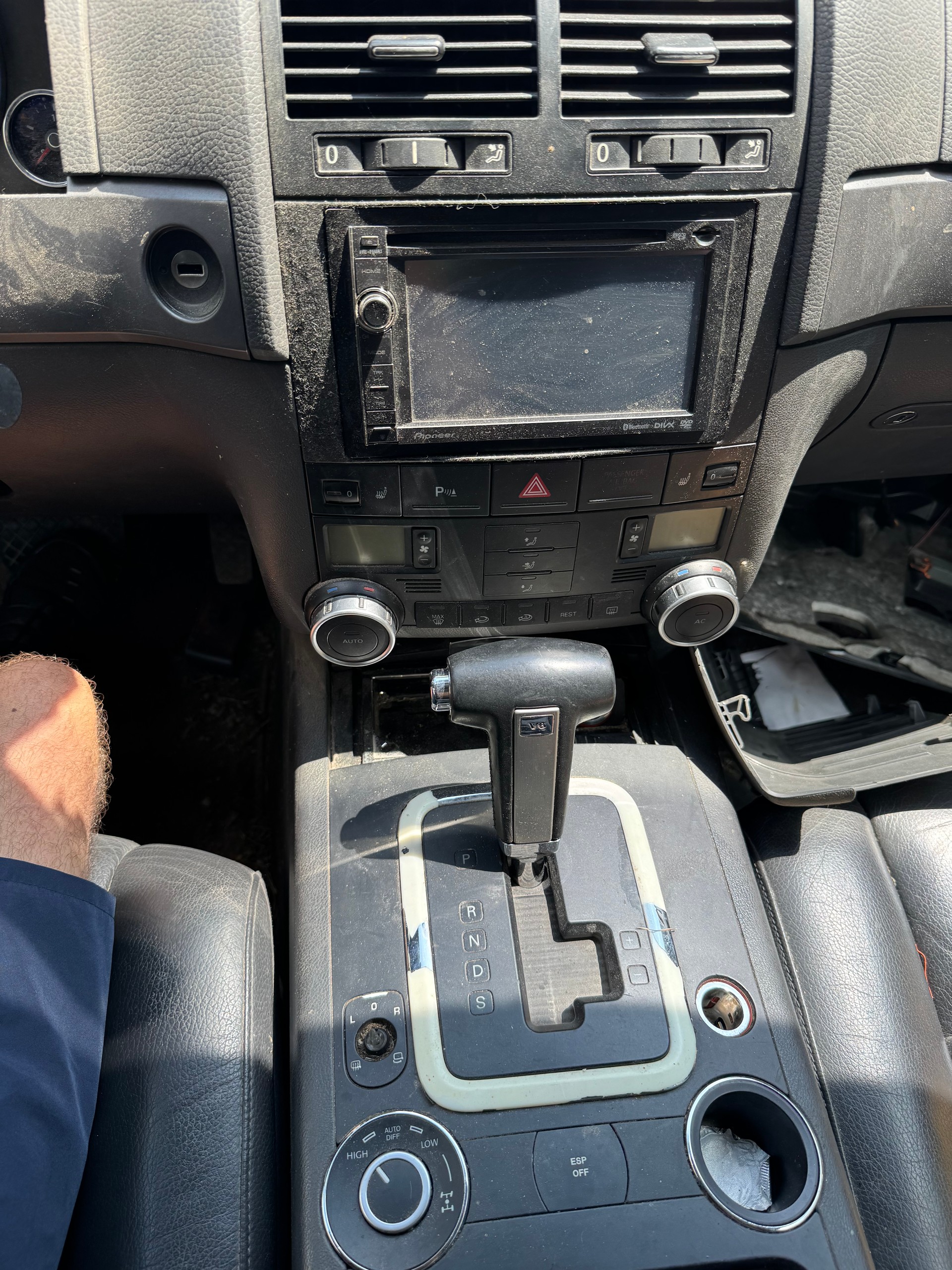 VW TOUAREG-image-6