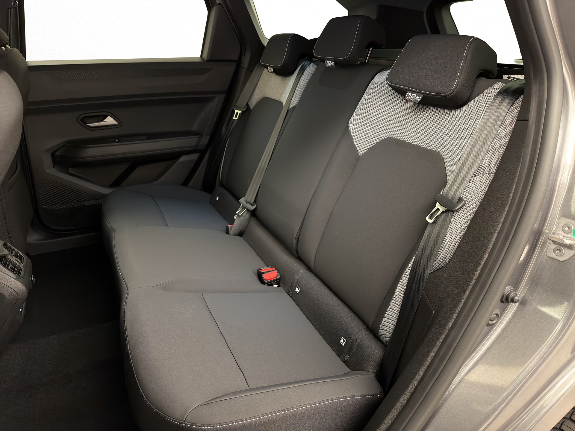DACIA Bigster 1.2 Hybrid Journey 4WD-image-10